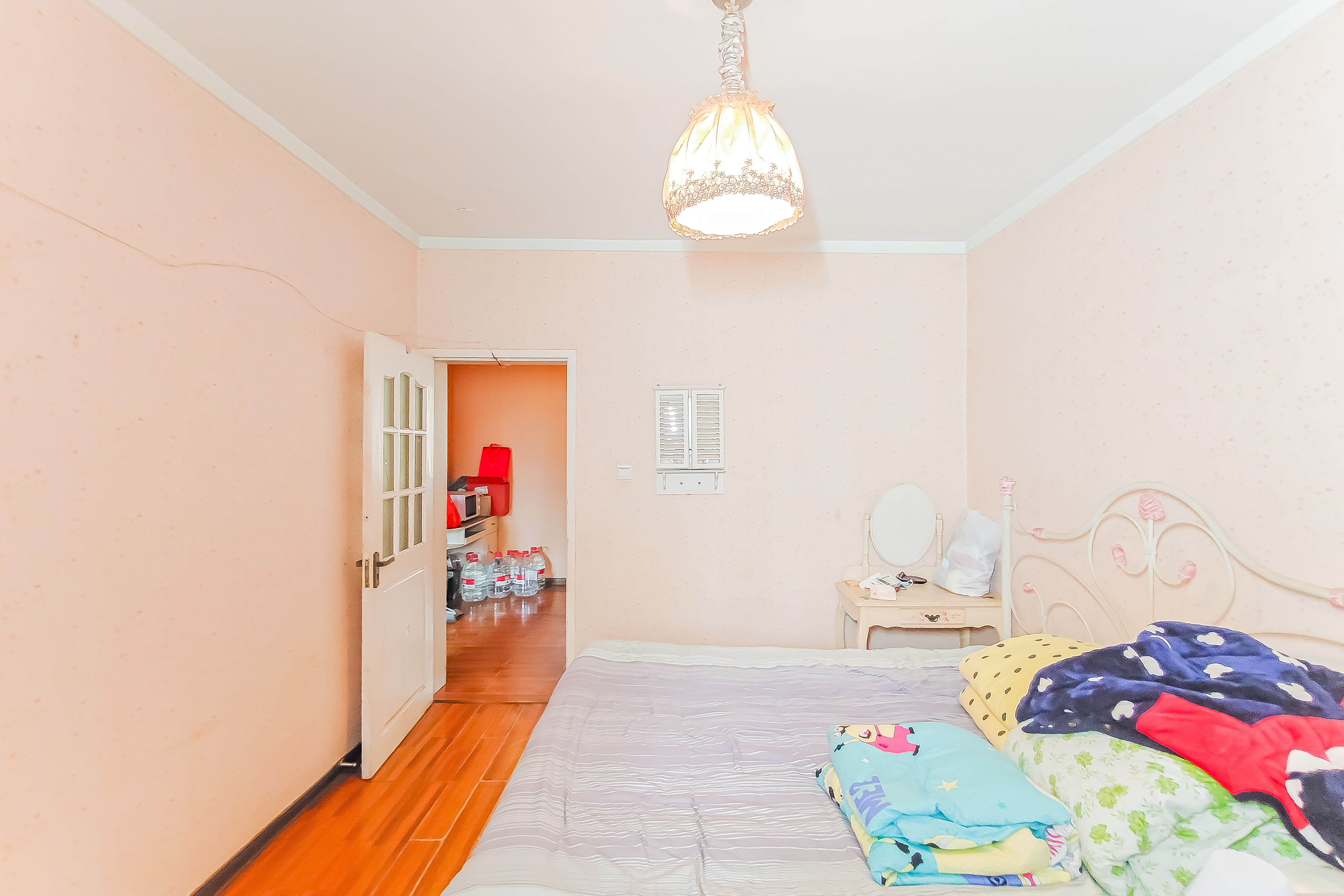 省水院宿舍  3室1厅1卫    68.0万 省水院宿舍  3室1厅1卫    68.0万卧室