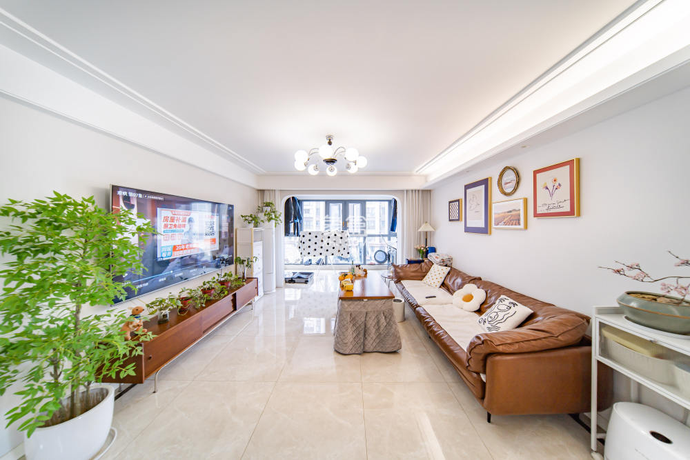 深业鹭栖府  4室2厅2卫    228.0万