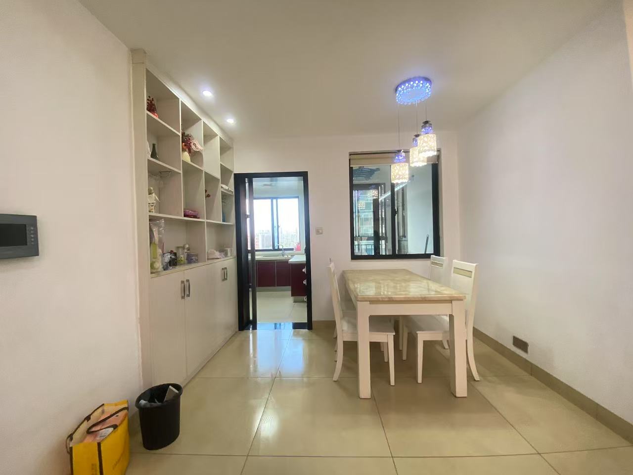 龙腾国际 3室2厅2卫 63.0万 龙腾国际 3室2厅2卫 63.0万室内图