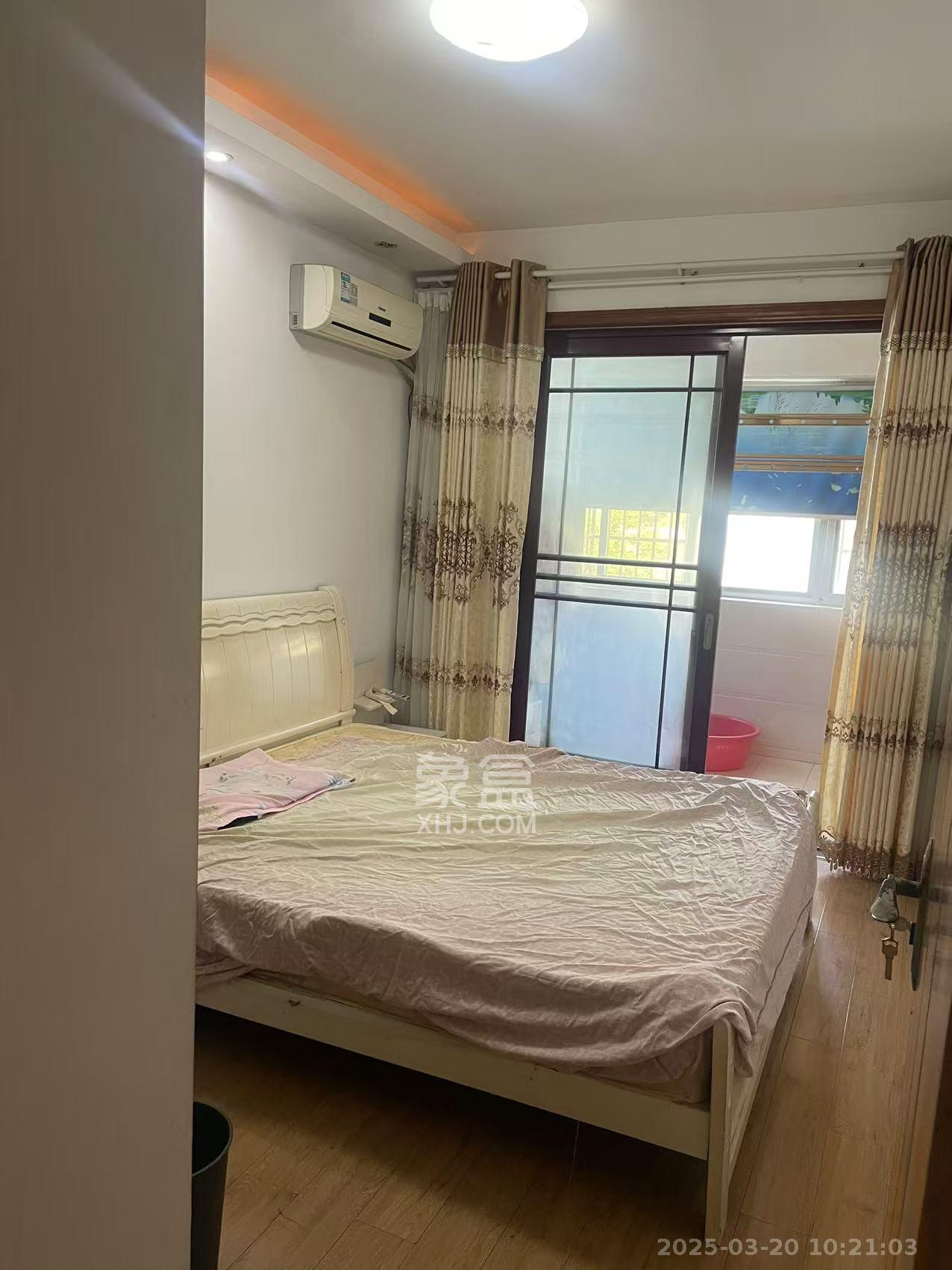 湘楚家园 2室2厅2卫 1700.0元/月 湘楚家园 2室2厅2卫 1700.0元/月室内图