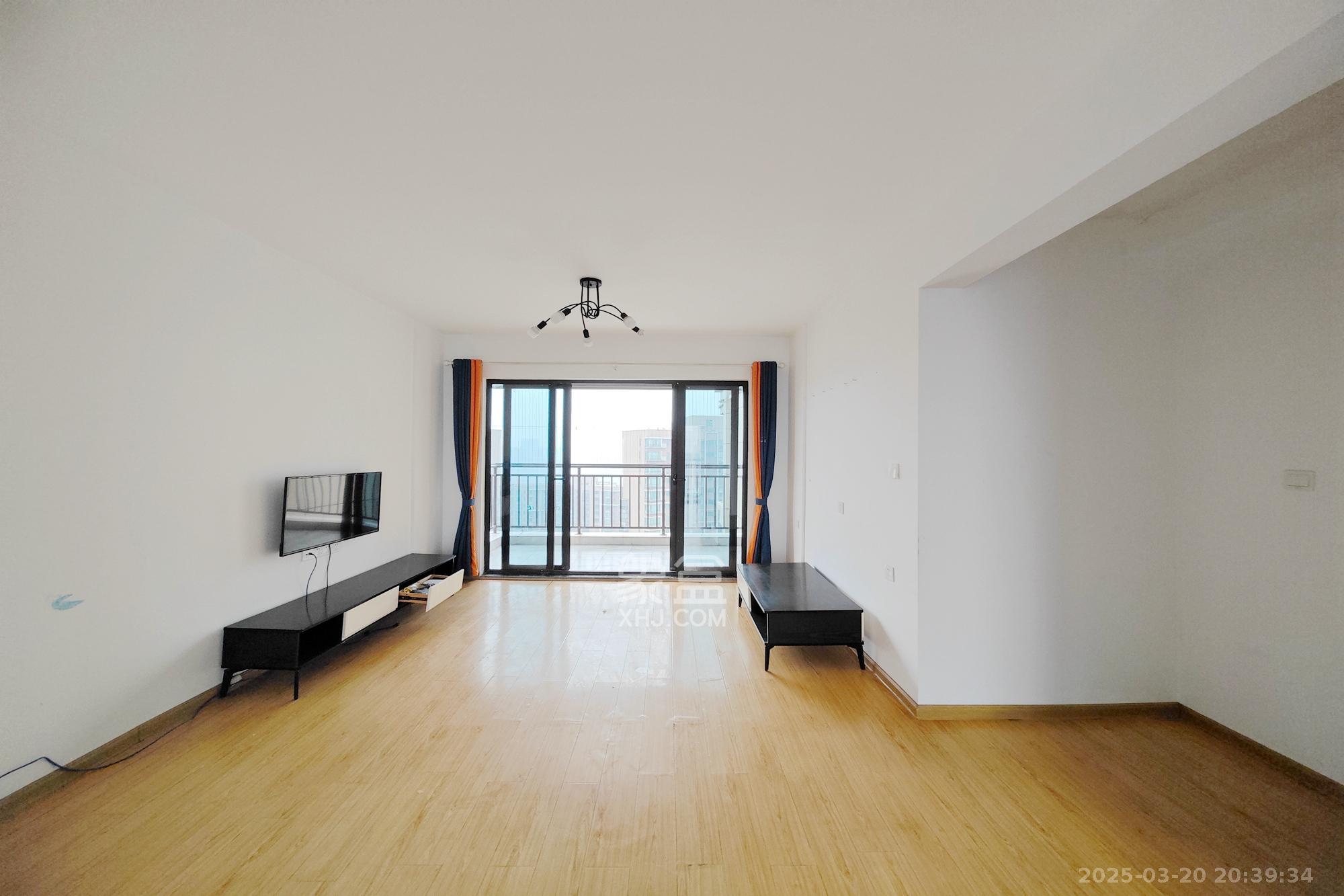 保利大都汇一期、二期 4室2厅2卫 2900.0元/月 保利大都汇一期、二期 4室2厅2卫 2900.0元/月室内图