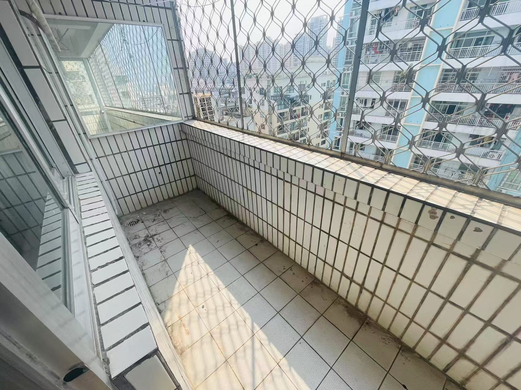 中北大厦  3室2厅2卫   2200.00元/月室内图