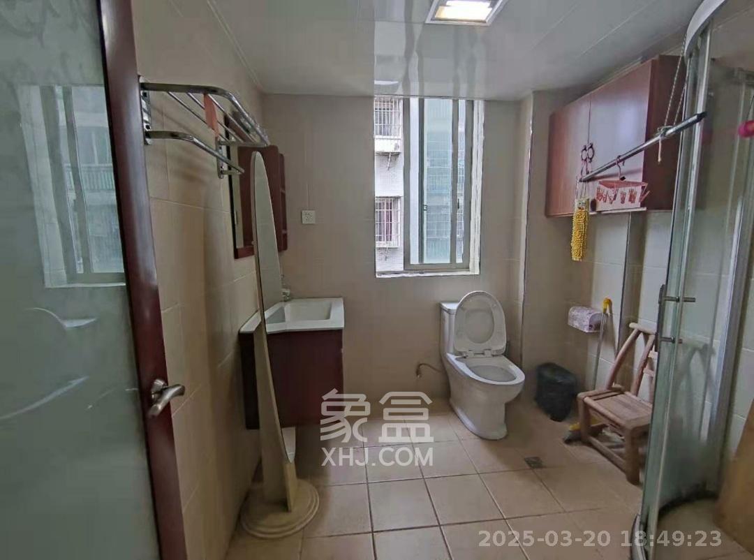 白沙湾嘉园 3室2厅2卫 3000.0元/月 白沙湾嘉园 3室2厅2卫 3000.0元/月室内图