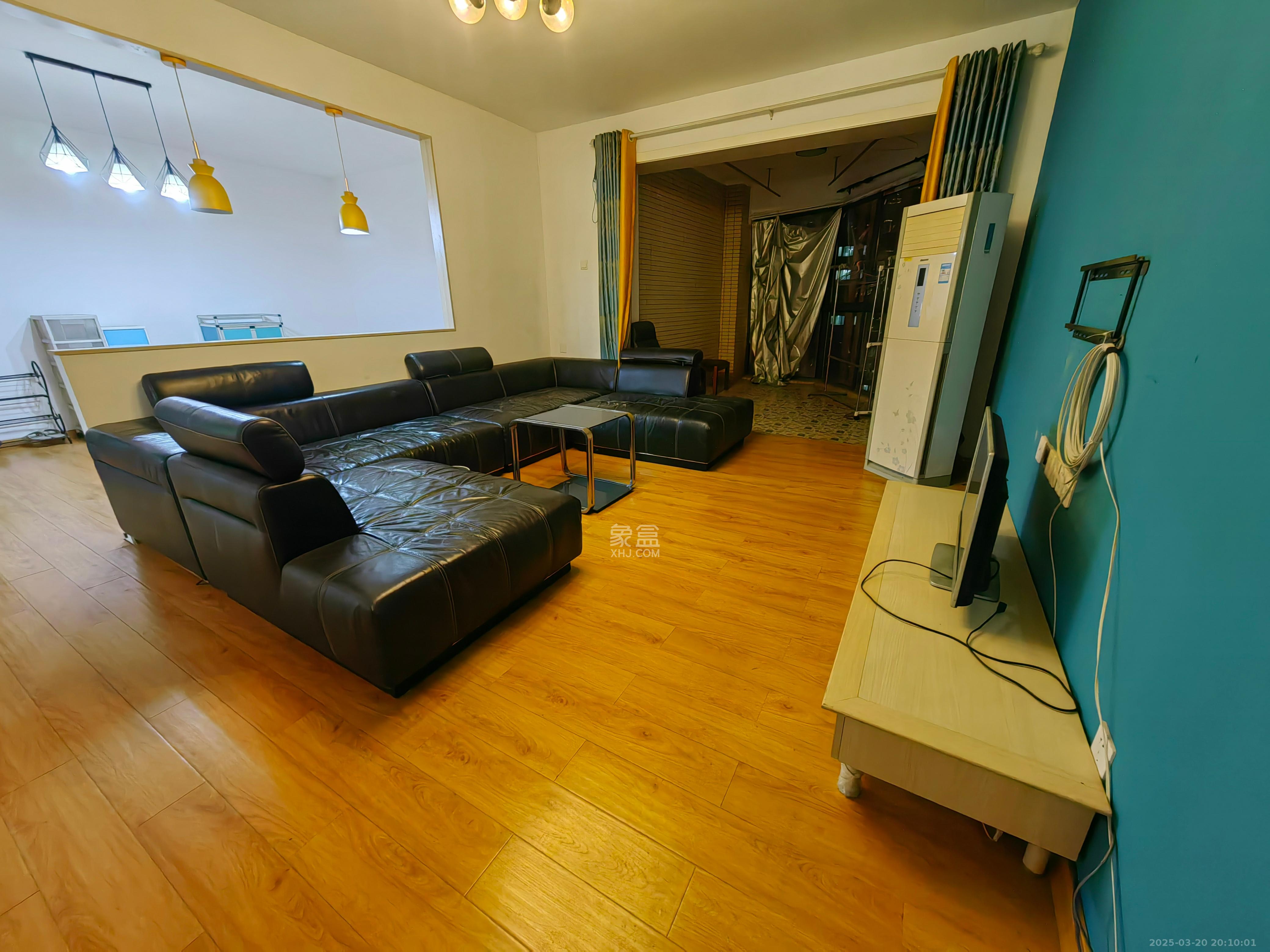 天健芙蓉盛世一期  3室2厅2卫    3100.0元/月 天健芙蓉盛世一期  3室2厅2卫    3100.0元/月室内图