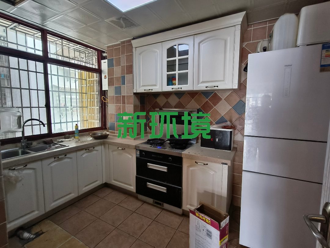 龙城街 3室2厅2卫 2100.0元/月 龙城街 3室2厅2卫 2100.0元/月室内图