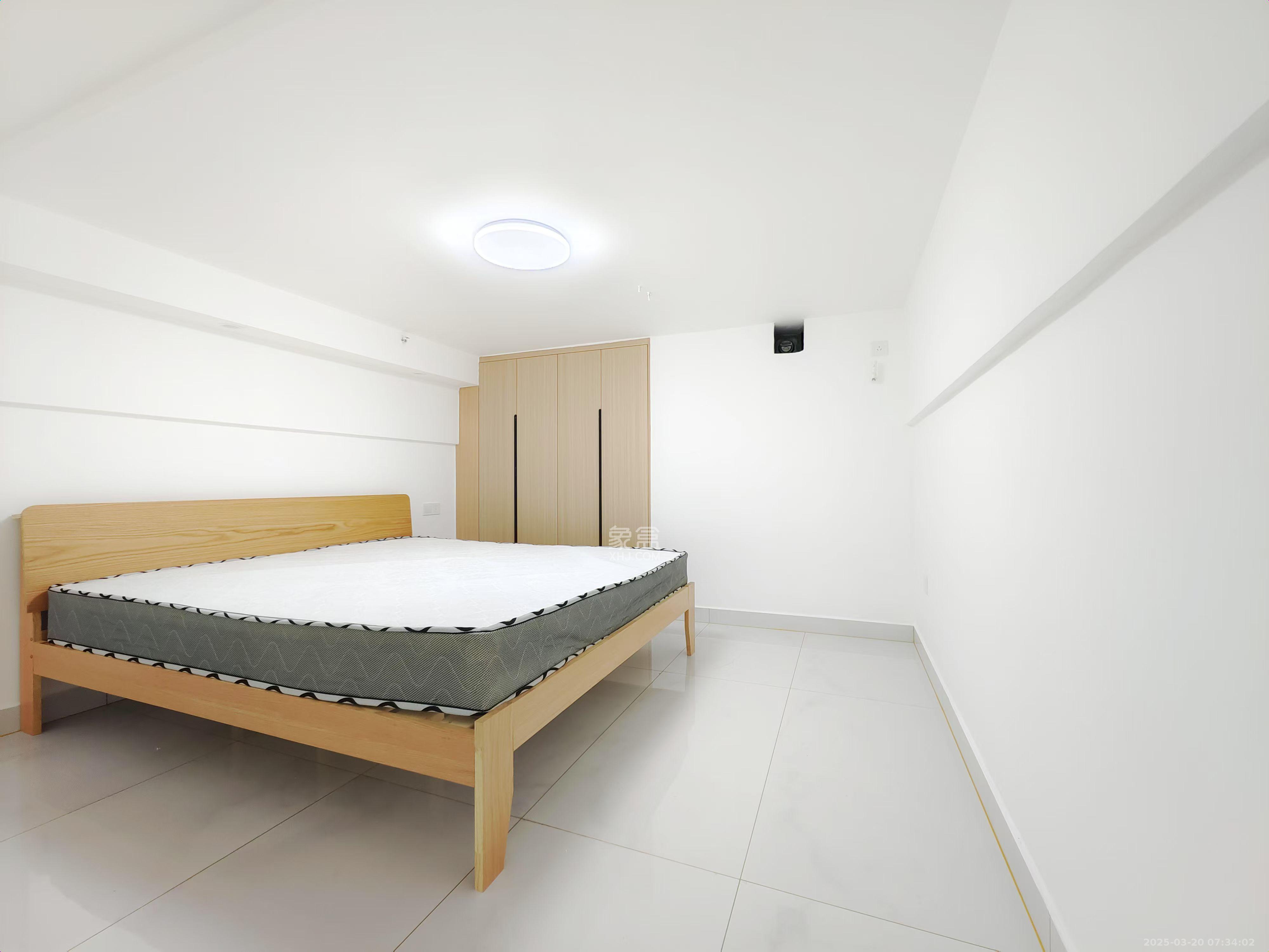 保利天禧EF区  1室1厅1卫   2200.00元/月室内图