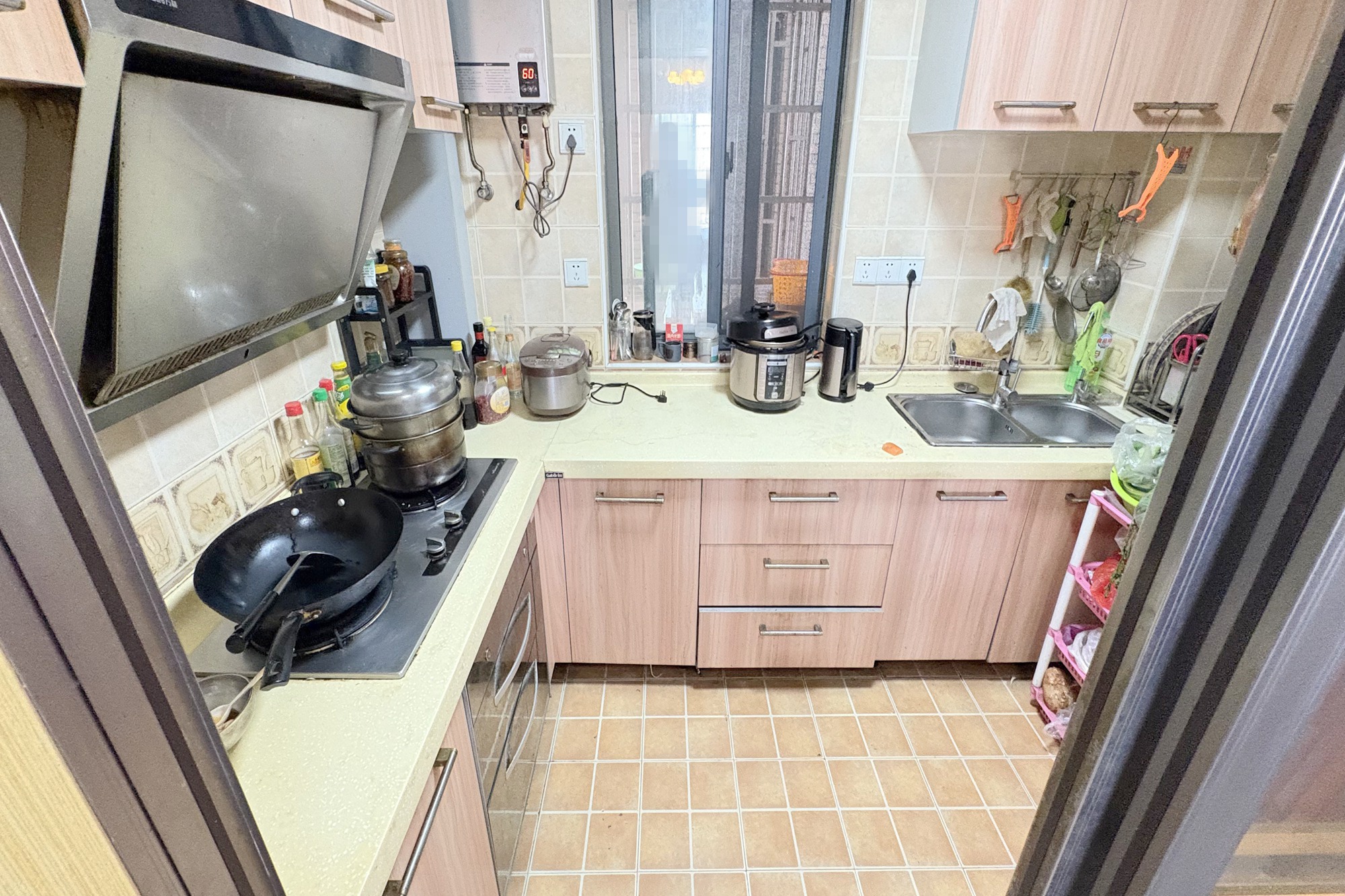 少帅府  2室1厅1卫    98.0万 少帅府  2室1厅1卫    98.0万厨房