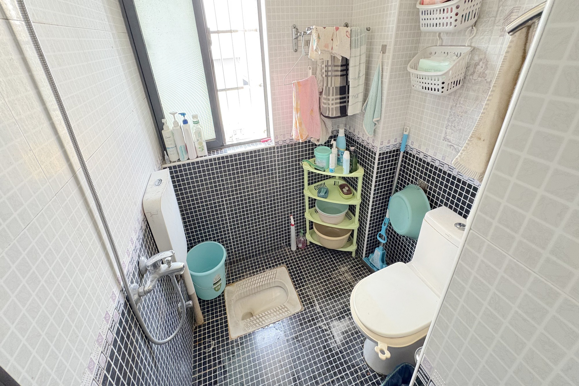 少帅府  2室1厅1卫    98.0万 少帅府  2室1厅1卫    98.0万卫生间