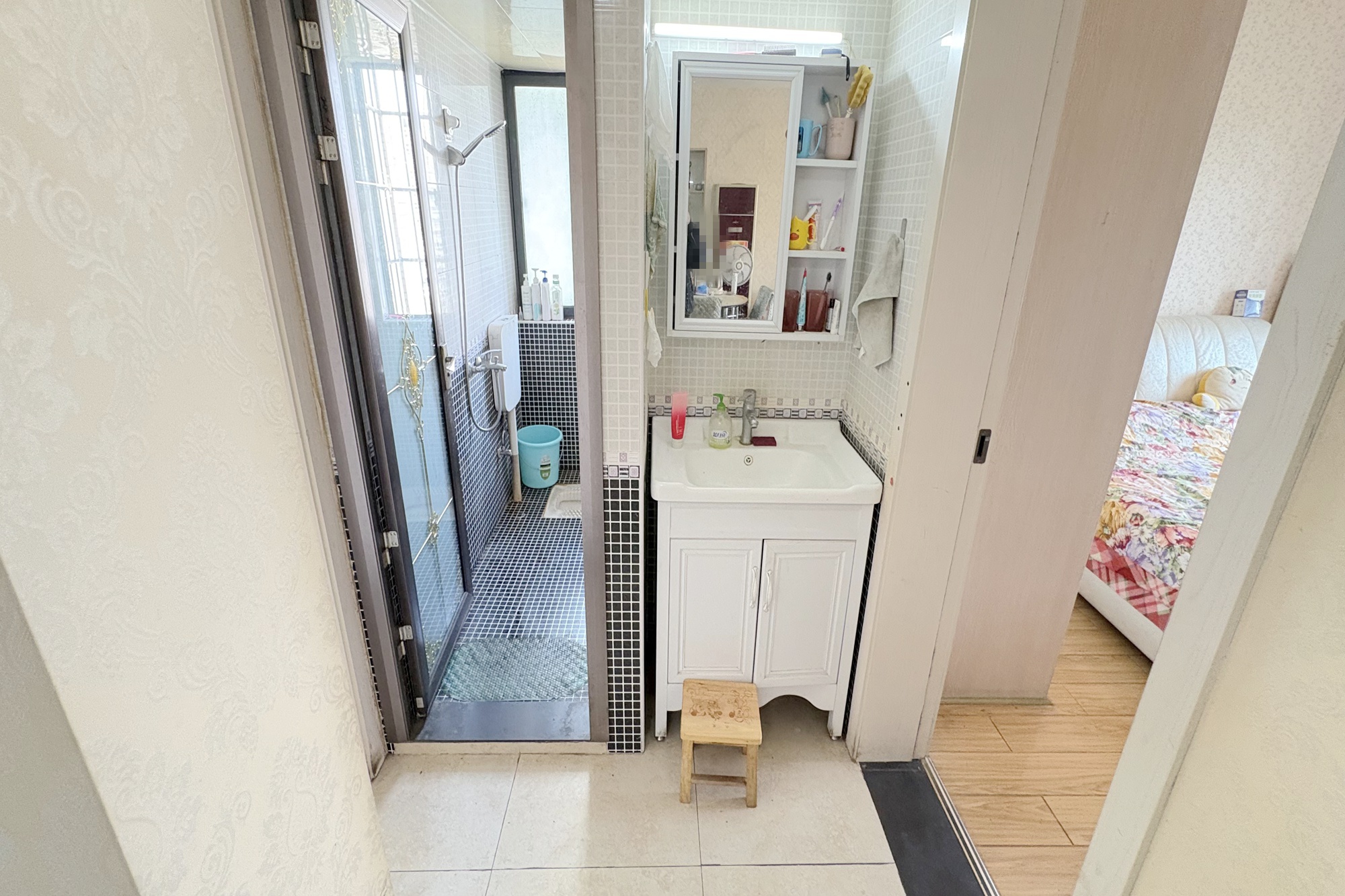 少帅府  2室1厅1卫    98.0万 少帅府  2室1厅1卫    98.0万卫生间