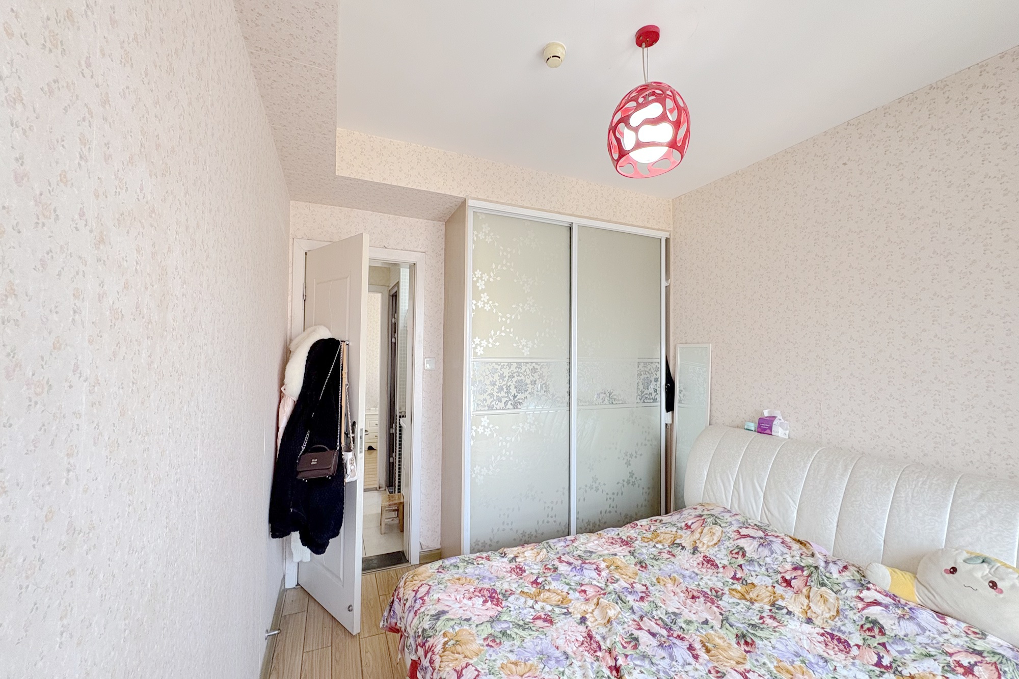 少帅府  2室1厅1卫    98.0万 少帅府  2室1厅1卫    98.0万卧室