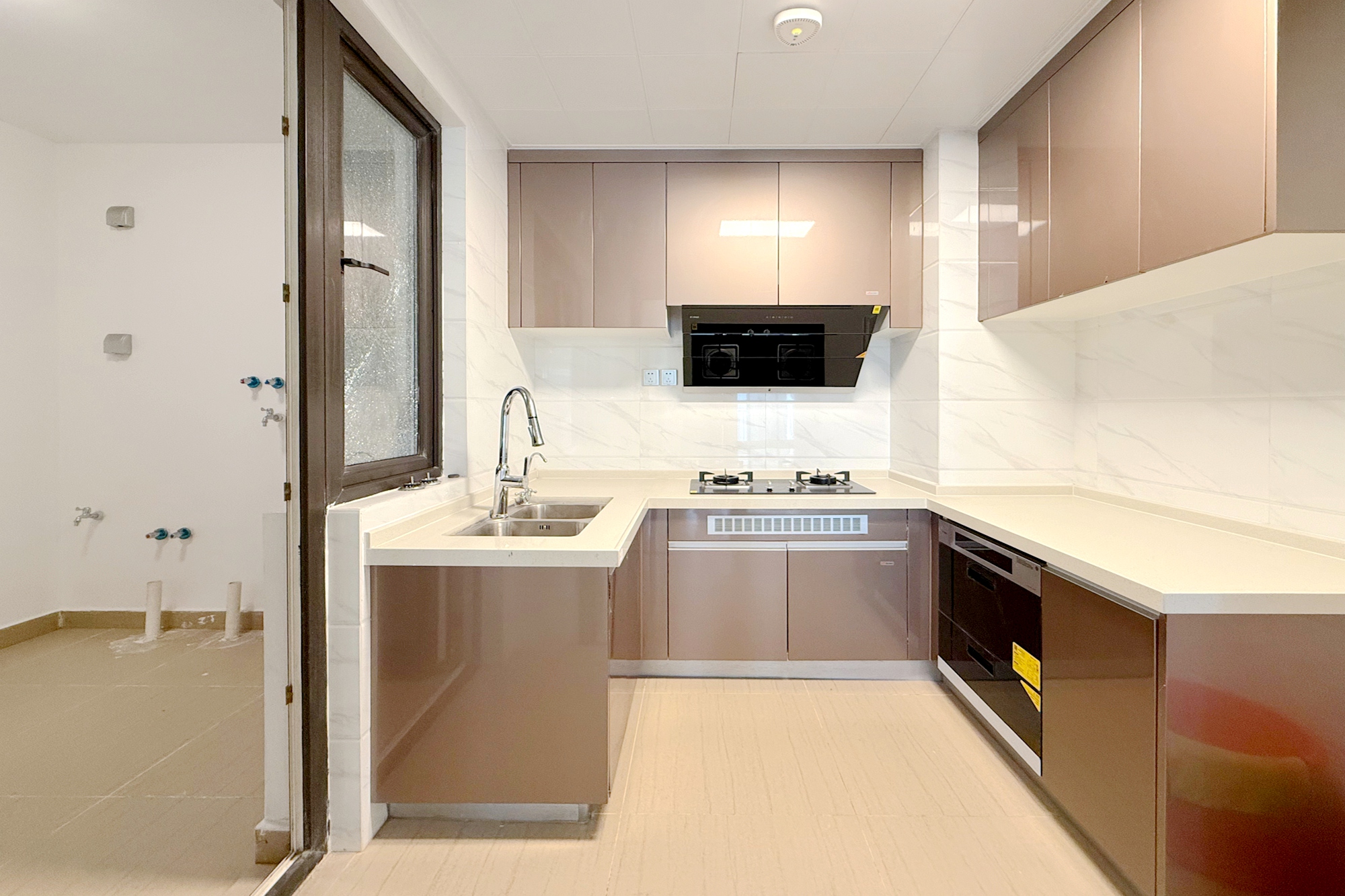 碧桂园培文府锦园  3室2厅2卫    86.6万 碧桂园培文府锦园  3室2厅2卫    86.6万厨房