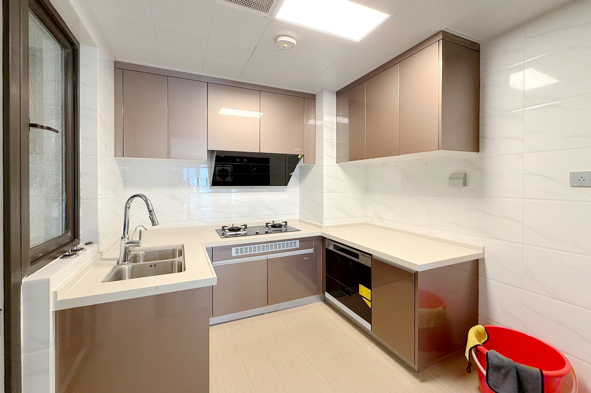 碧桂园培文府锦园  3室2厅2卫    86.6万 碧桂园培文府锦园  3室2厅2卫    86.6万厨房