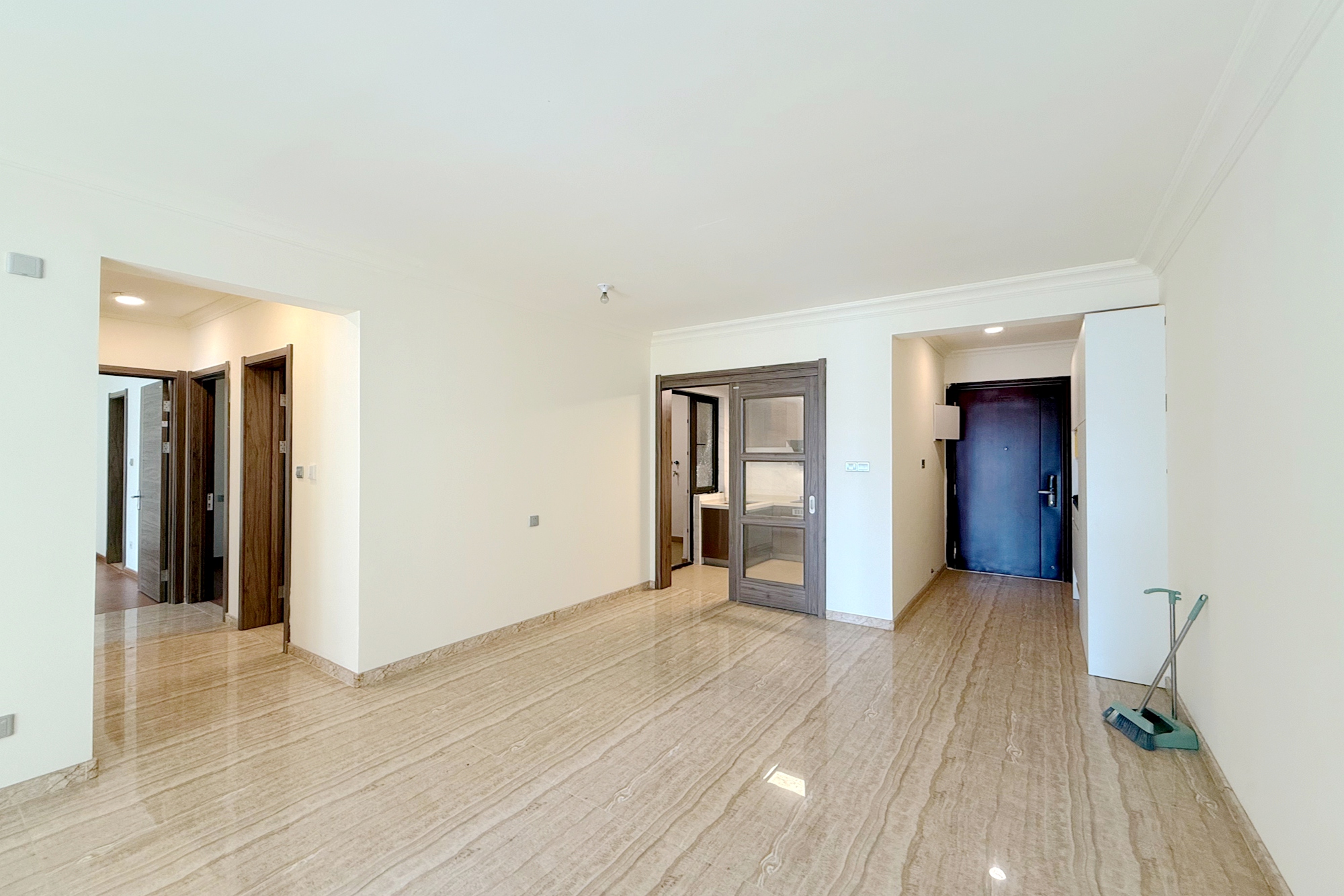 碧桂园培文府锦园  3室2厅2卫    86.6万 碧桂园培文府锦园  3室2厅2卫    86.6万客厅