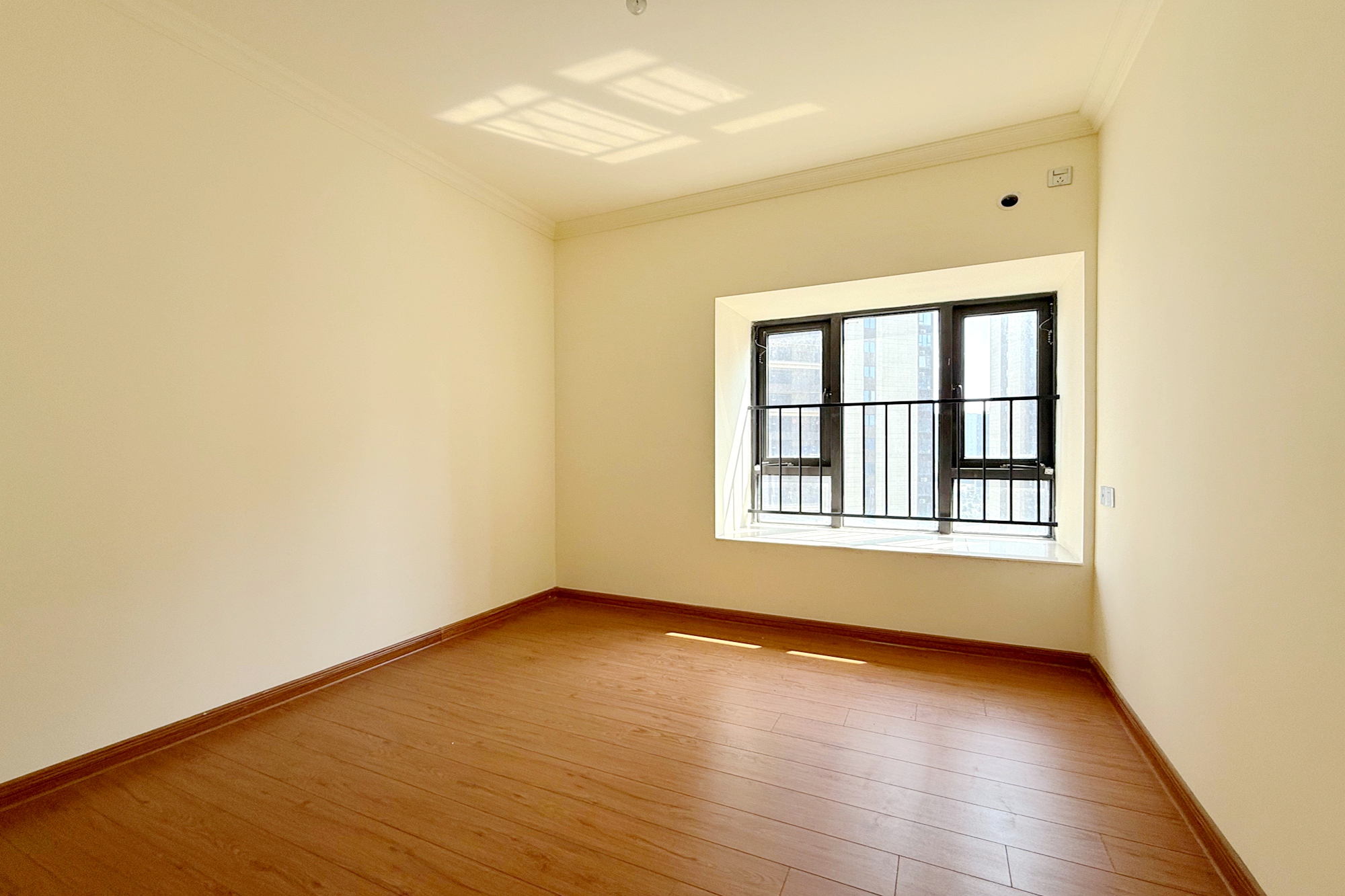 碧桂园培文府锦园  3室2厅2卫    86.6万 碧桂园培文府锦园  3室2厅2卫    86.6万卧室