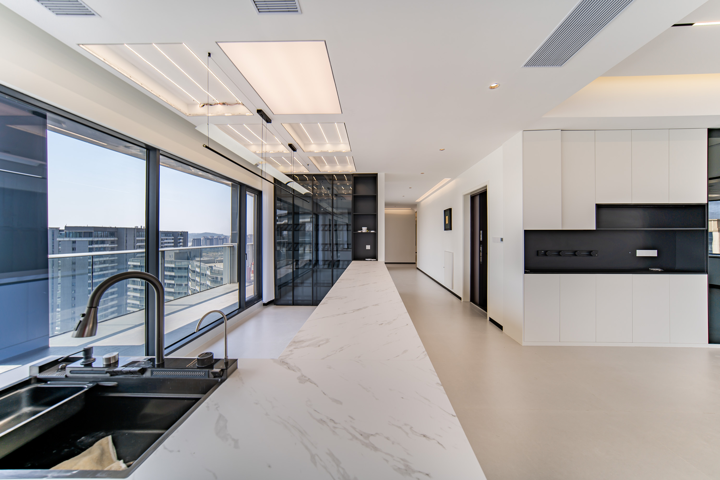 珠江颐德公馆 7室2厅4卫 1380.0万 珠江颐德公馆 7室2厅4卫 1380.0万厨房