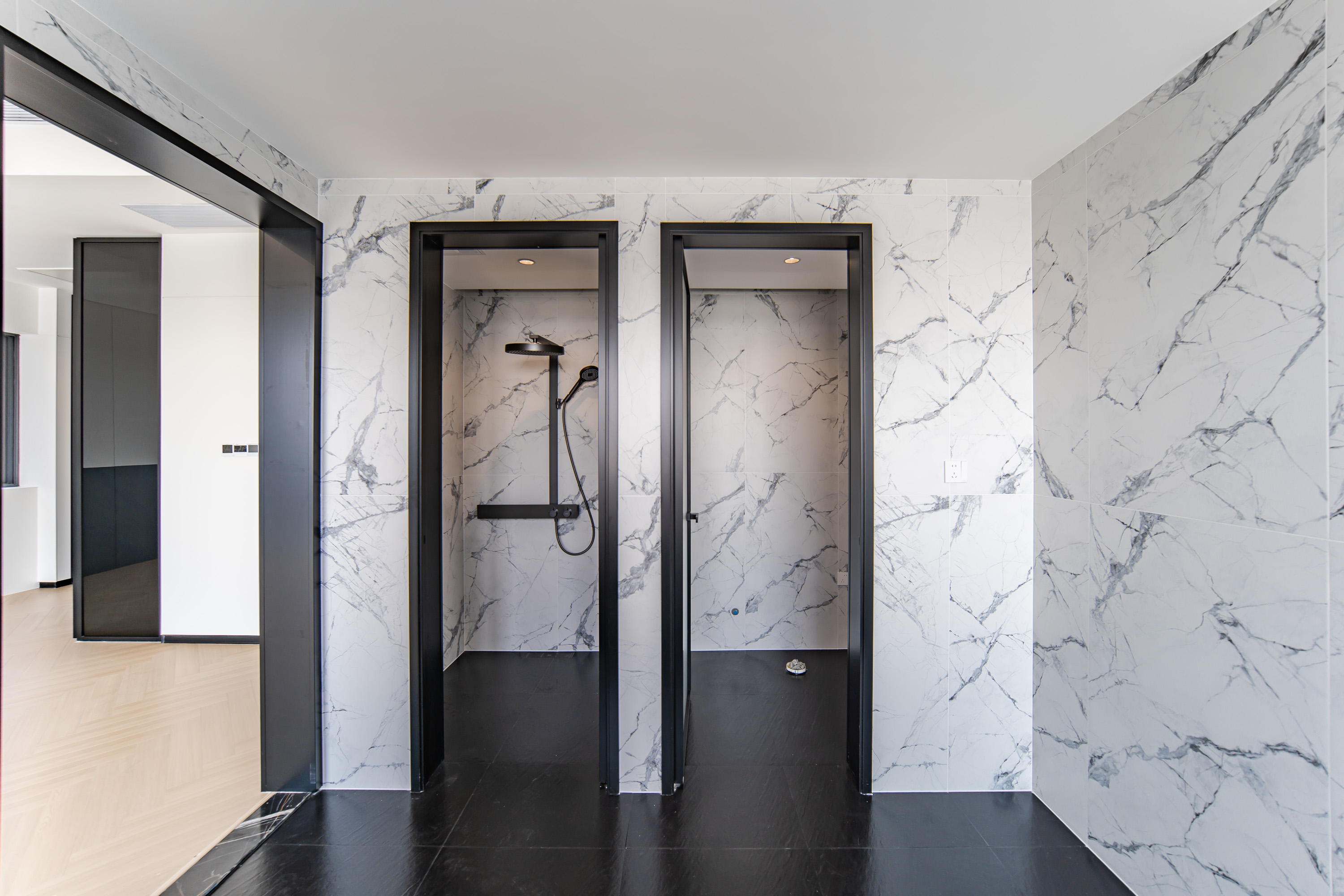 珠江颐德公馆 7室2厅4卫 1380.0万 珠江颐德公馆 7室2厅4卫 1380.0万卫生间