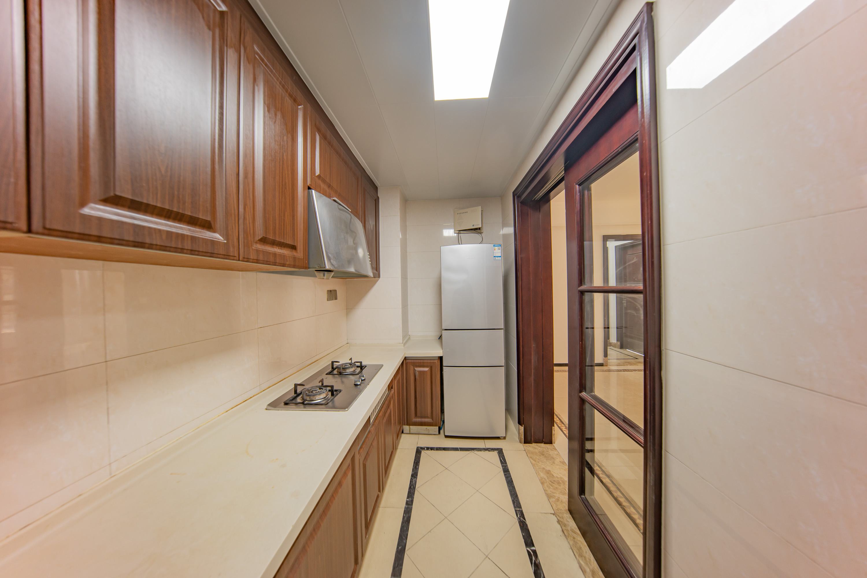 中海国际一期  3室2厅1卫    78.0万厨房