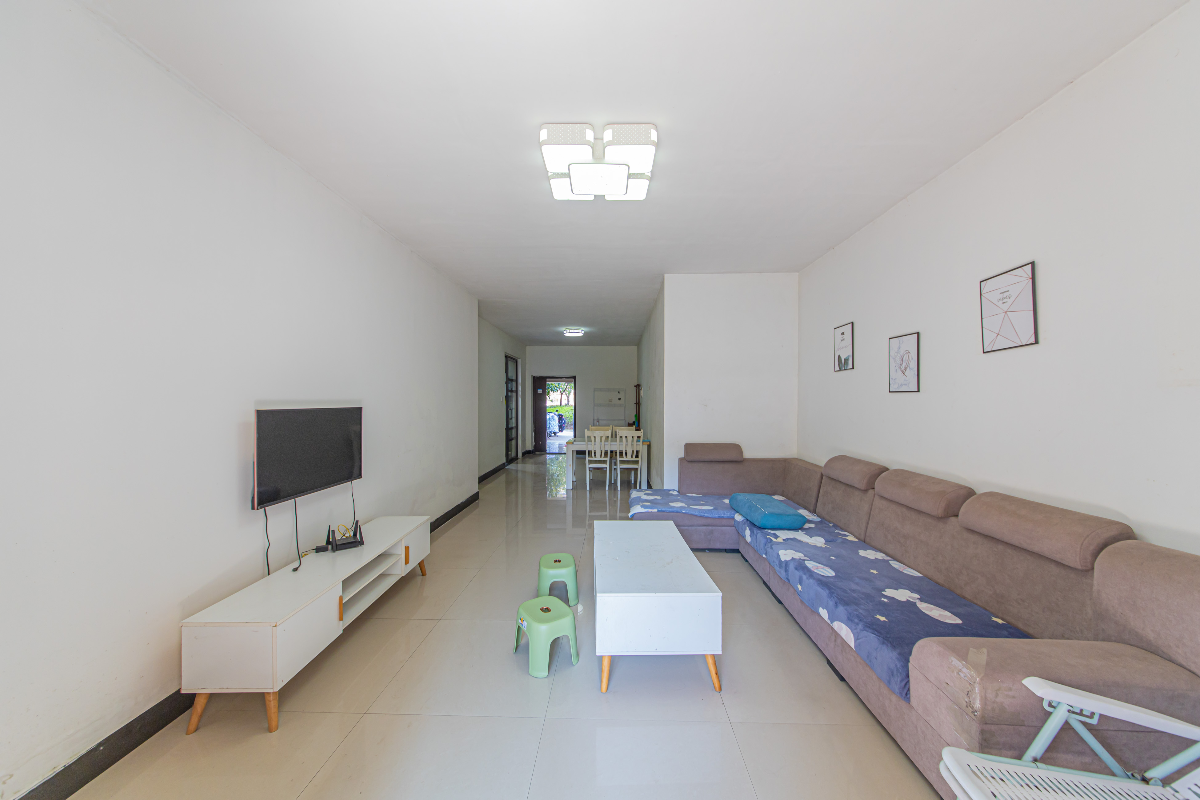 夏威夷碧水春城(碧桂园城市花园)  3室2厅2卫    90.0万 夏威夷碧水春城(碧桂园城市花园)  3室2厅2卫    90.0万