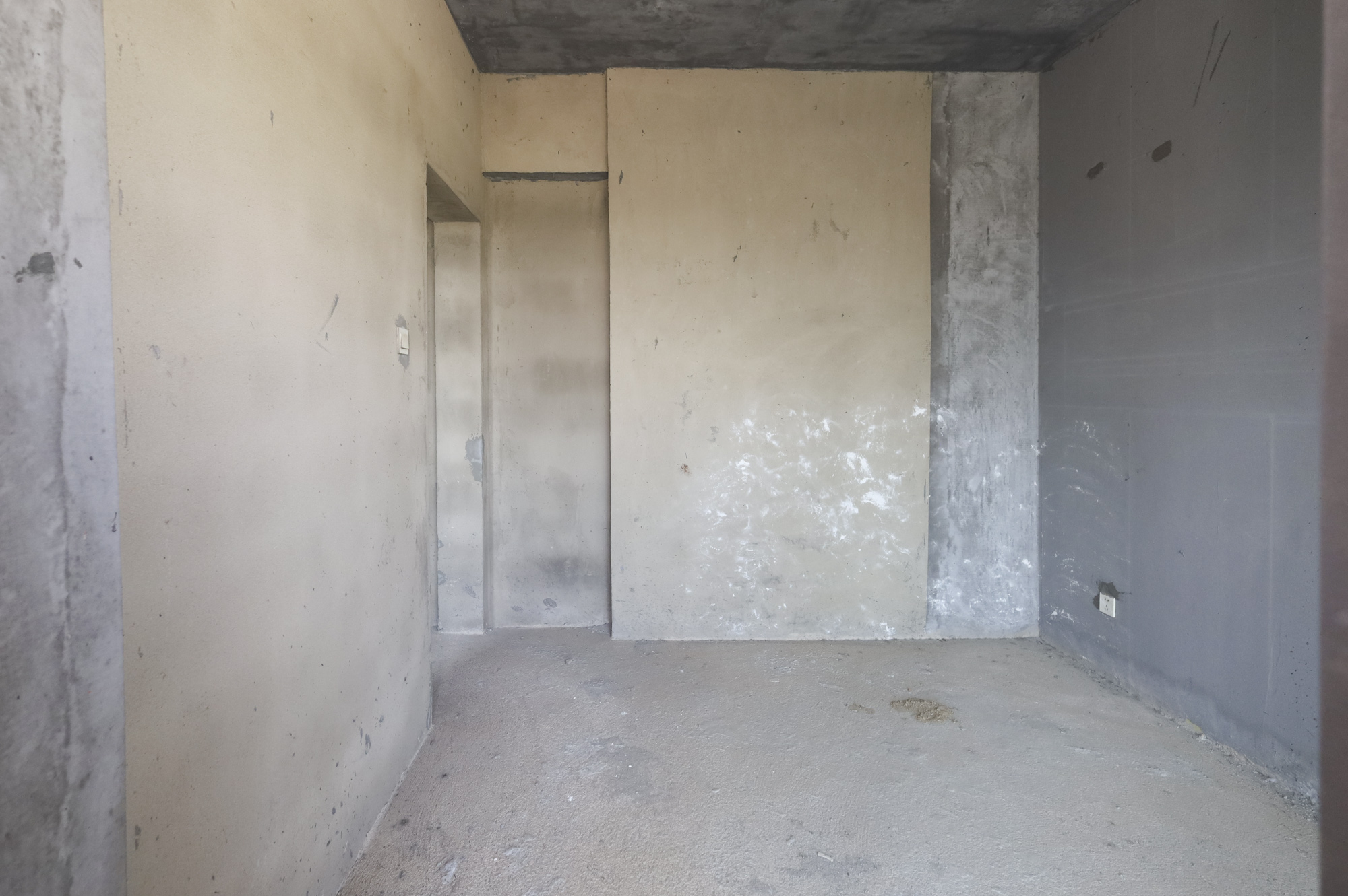 帝辰金缇水郡 4室2厅1卫 76.8万 帝辰金缇水郡 4室2厅1卫 76.8万卧室