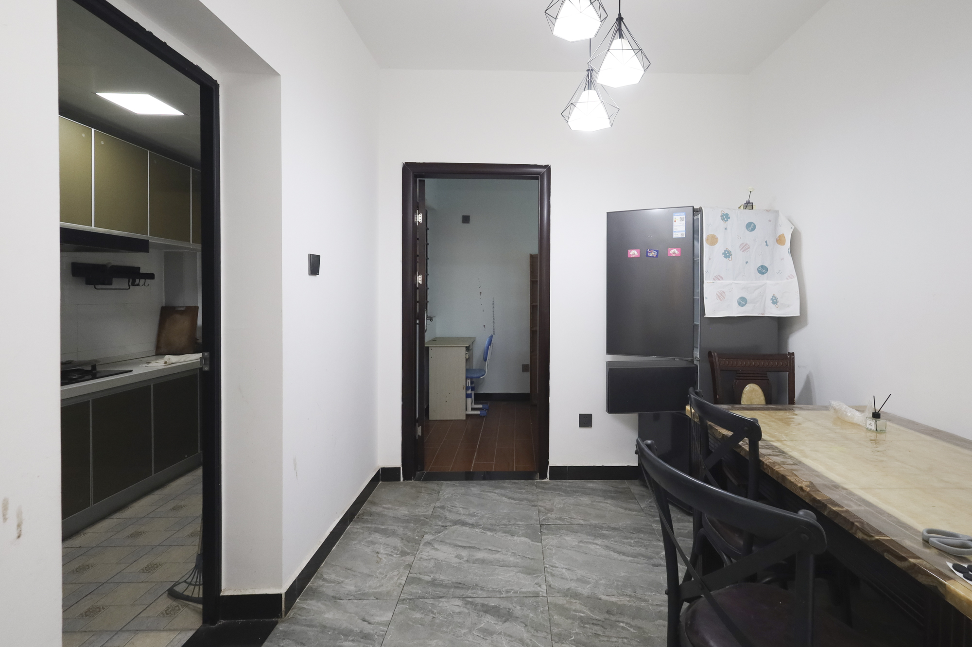 帝辰金缇水郡 3室2厅1卫 53.8万 帝辰金缇水郡 3室2厅1卫 53.8万其他