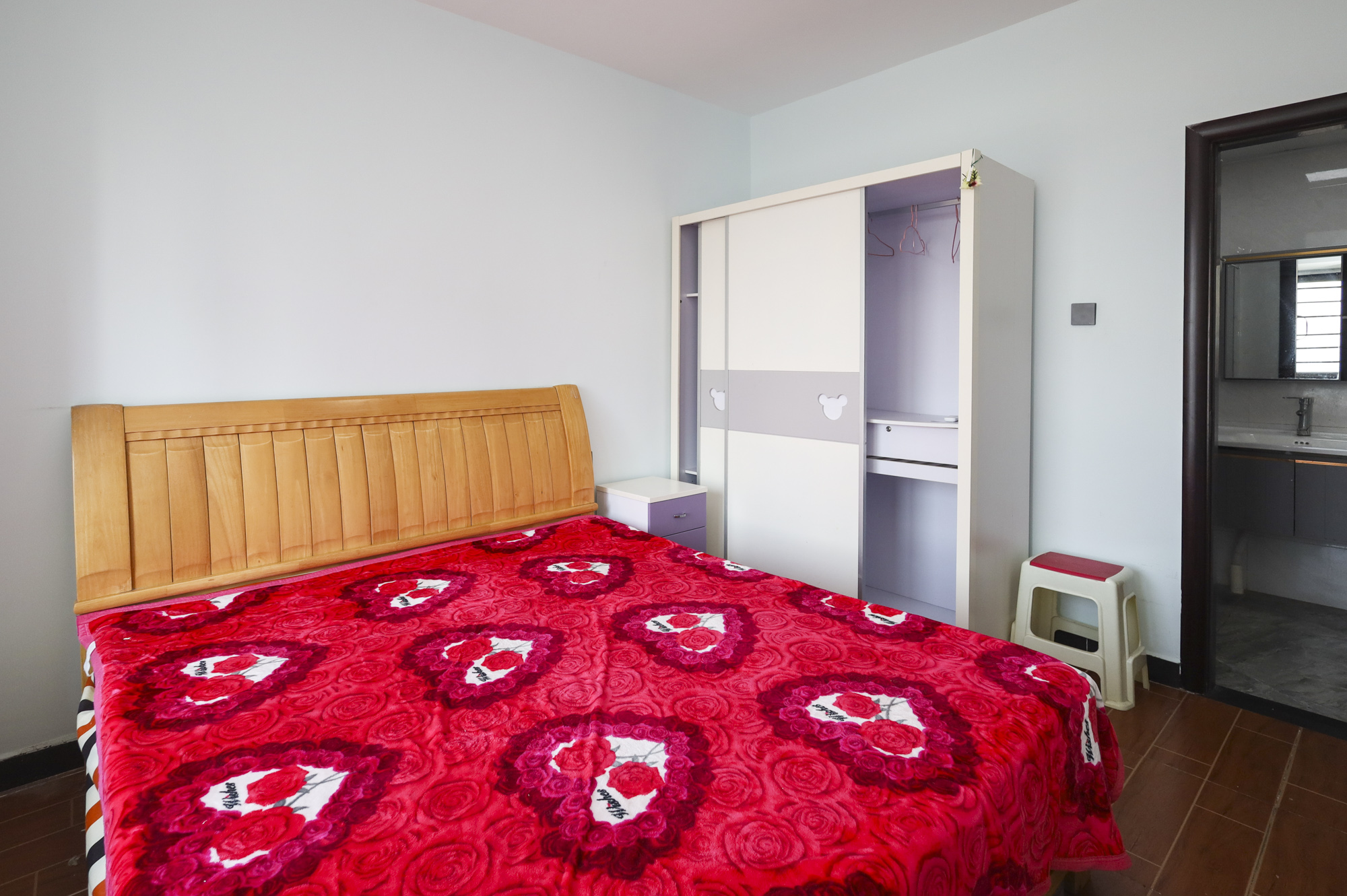 帝辰金缇水郡 3室2厅1卫 53.8万 帝辰金缇水郡 3室2厅1卫 53.8万卧室