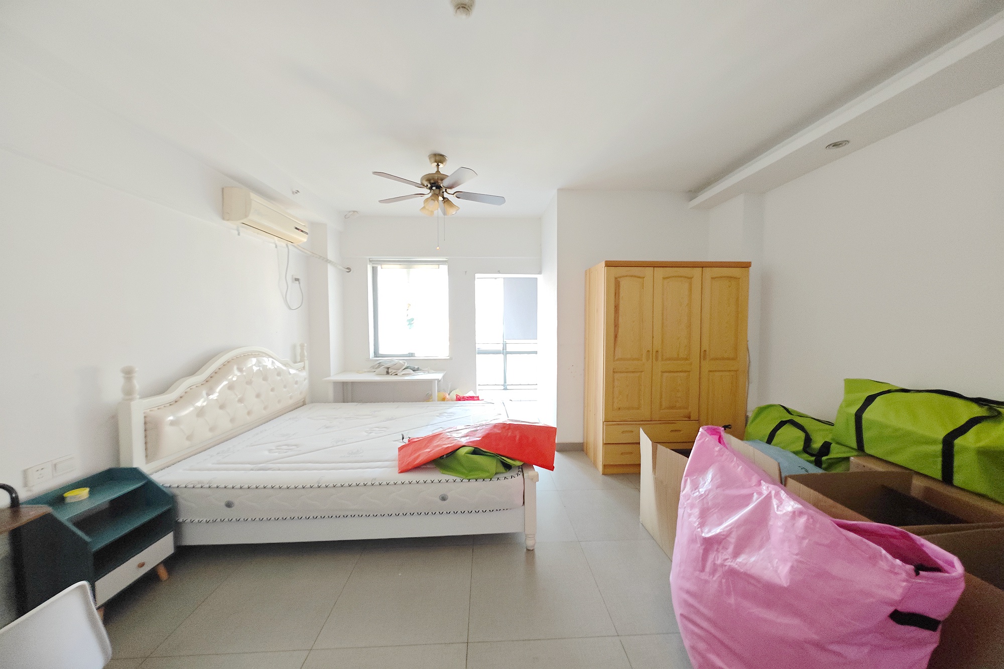 万博汇 1室1厅1卫 52.0万 万博汇 1室1厅1卫 52.0万卧室