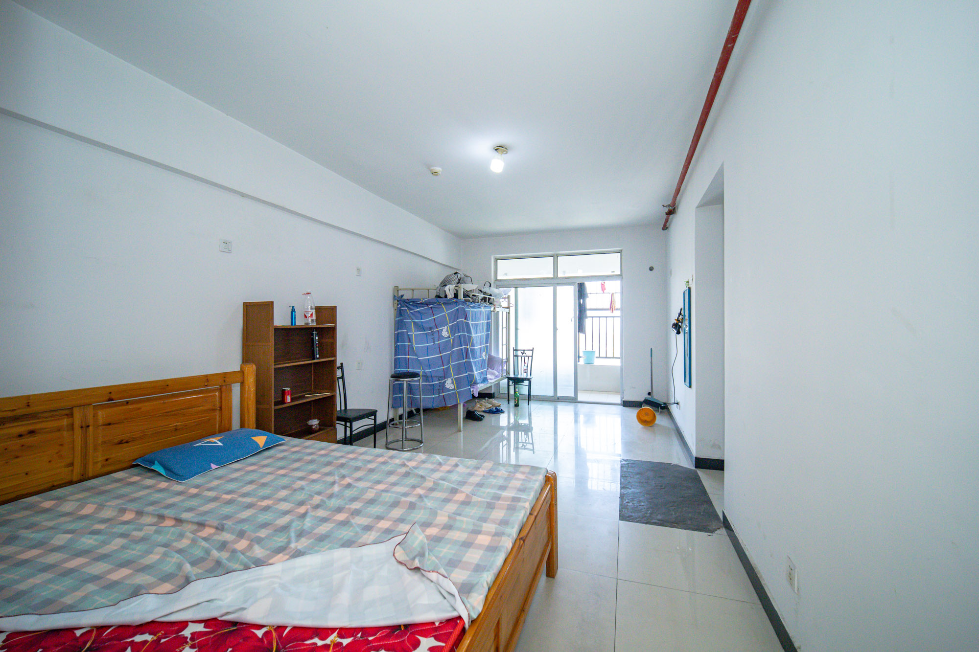 新长海广场  2室2厅1卫    35.8万 新长海广场  2室2厅1卫    35.8万客厅