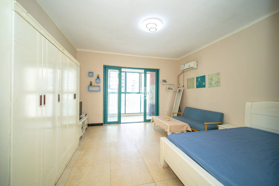 蝴蝶谷 1室1厅1卫 20.0万 蝴蝶谷 1室1厅1卫 20.0万客厅