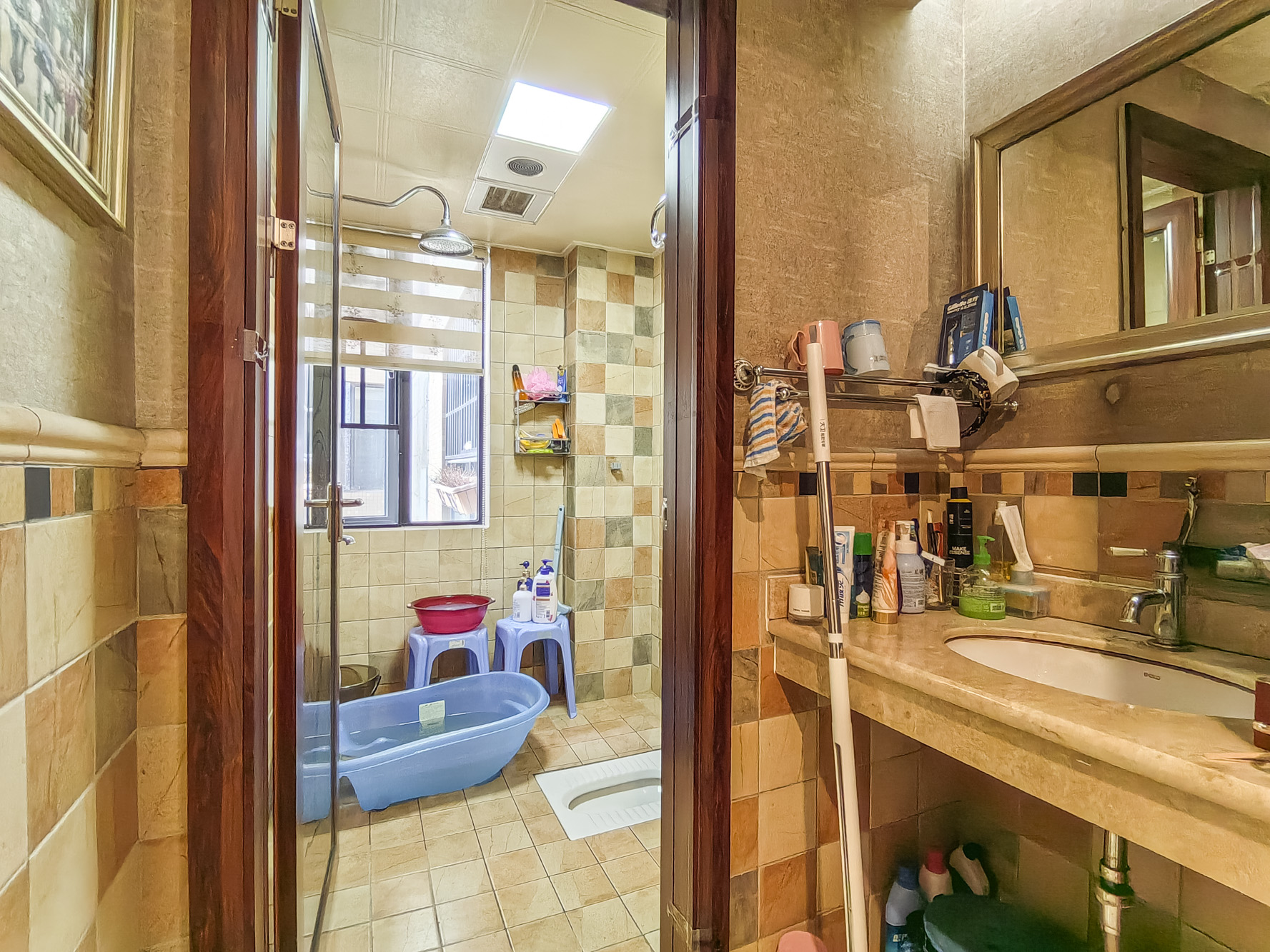 松雅湖金岸 4室2厅2卫 140.0万 松雅湖金岸 4室2厅2卫 140.0万卫生间