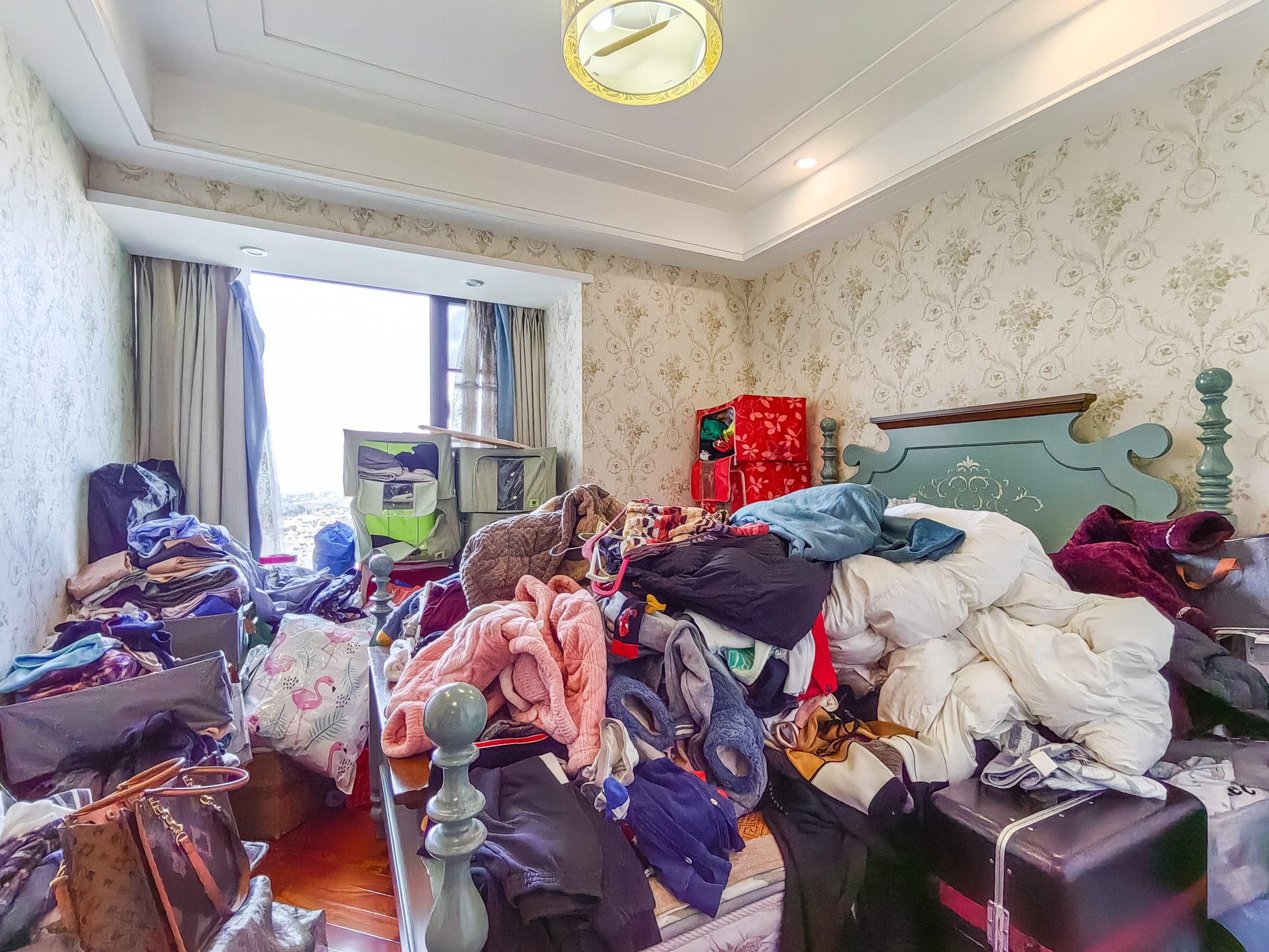 松雅湖金岸 4室2厅2卫 140.0万 松雅湖金岸 4室2厅2卫 140.0万卧室