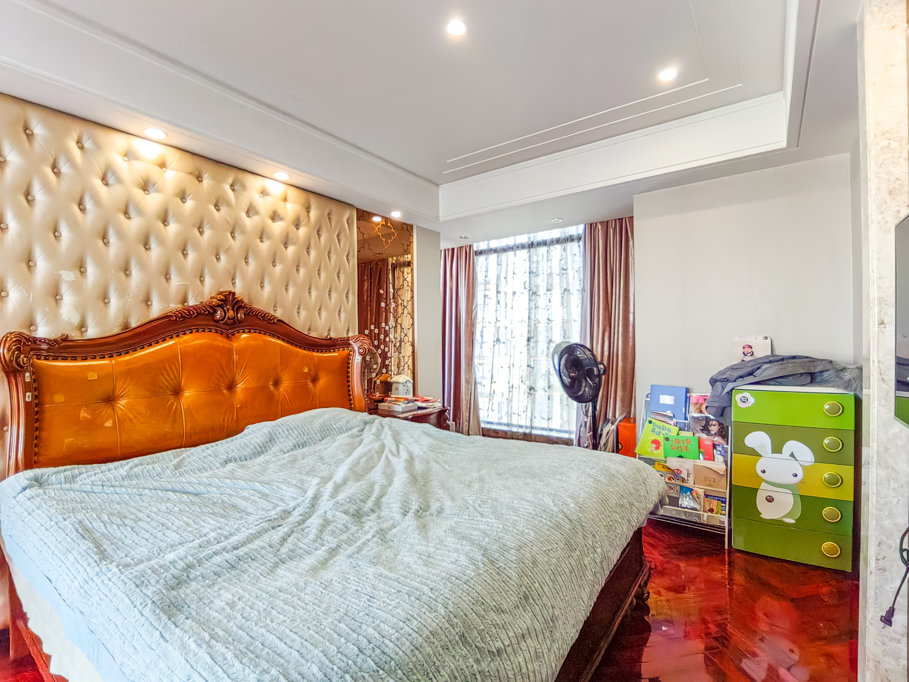 松雅湖金岸 4室2厅2卫 140.0万 松雅湖金岸 4室2厅2卫 140.0万卧室