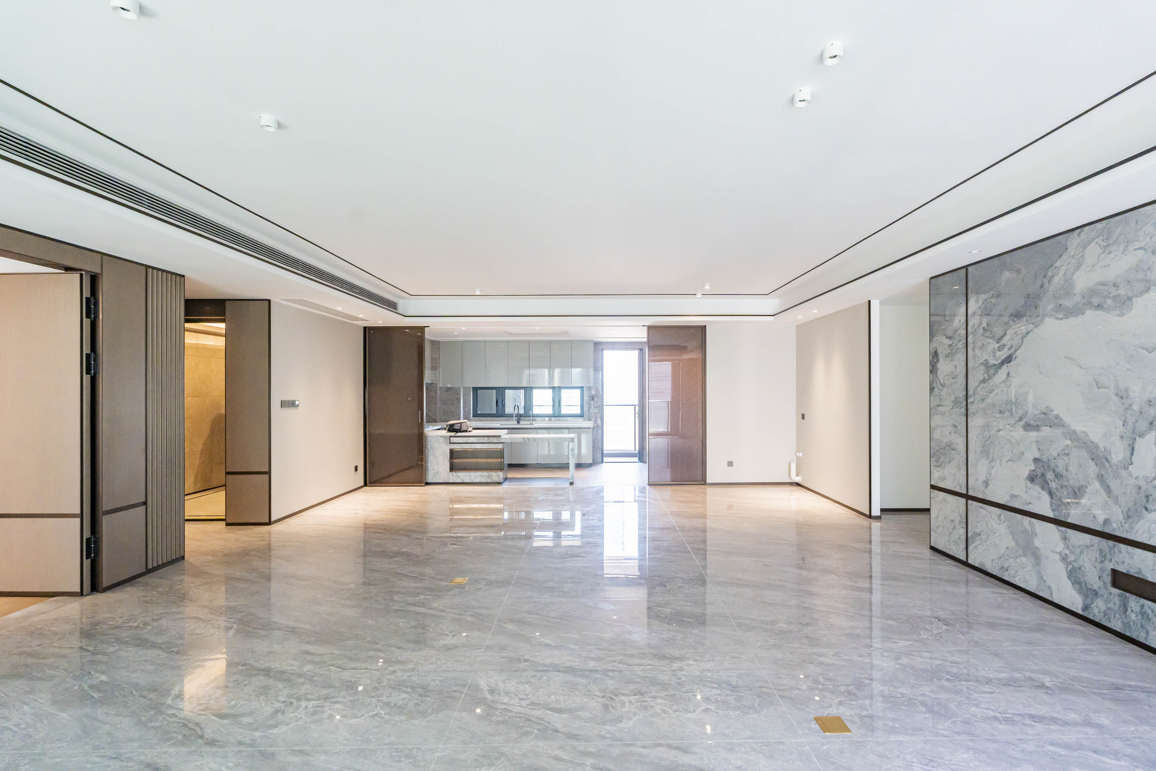 建发养云  4室2厅2卫    468.0万 建发养云  4室2厅2卫    468.0万客厅