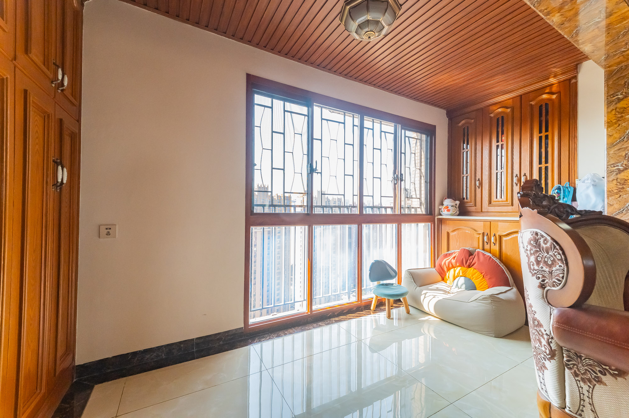 华润凤凰城三期 5室2厅3卫 185.0万 华润凤凰城三期 5室2厅3卫 185.0万其他