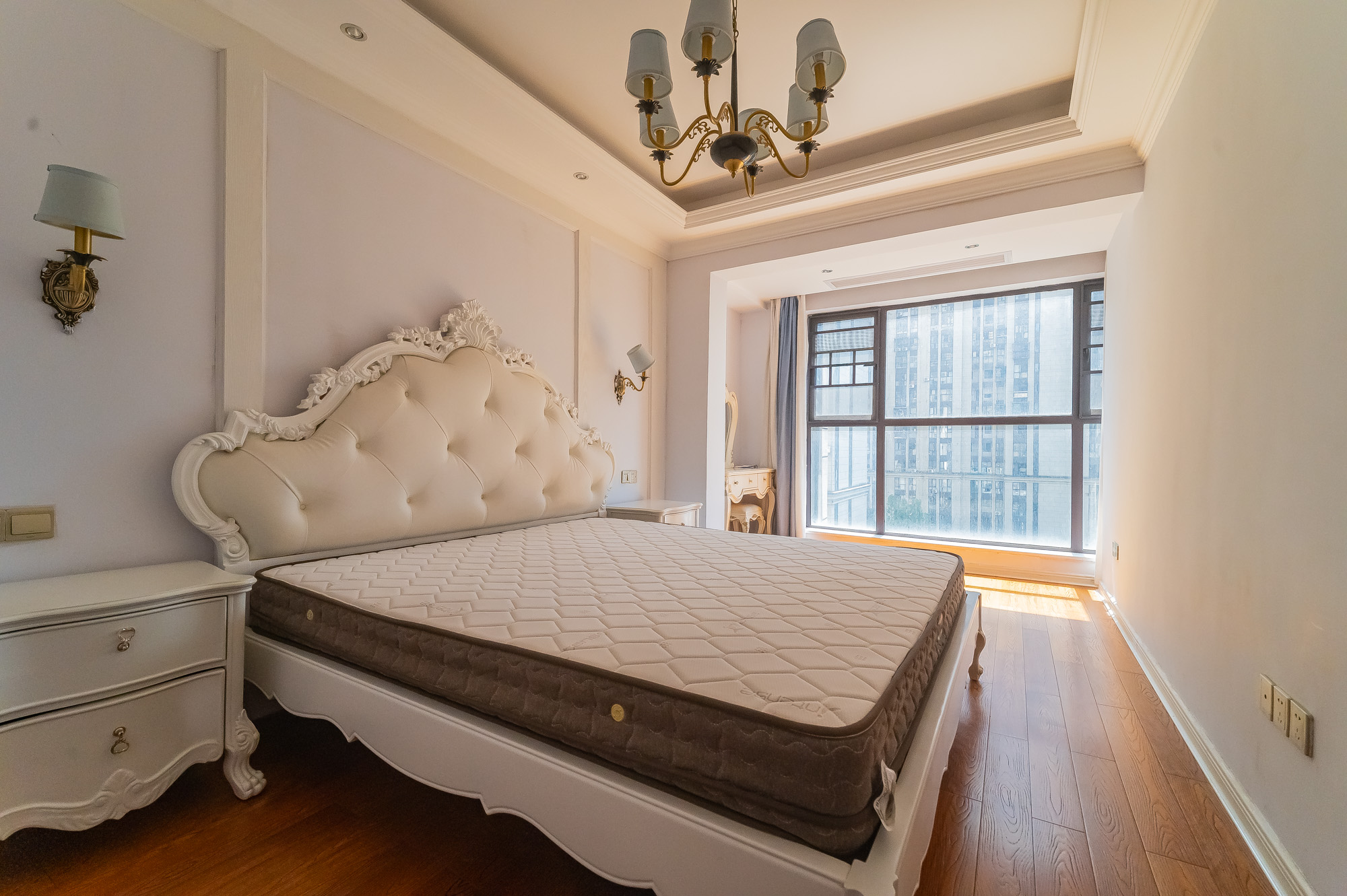 星湖湾一期高层  4室2厅2卫    130.0万 星湖湾一期高层  4室2厅2卫    130.0万卧室