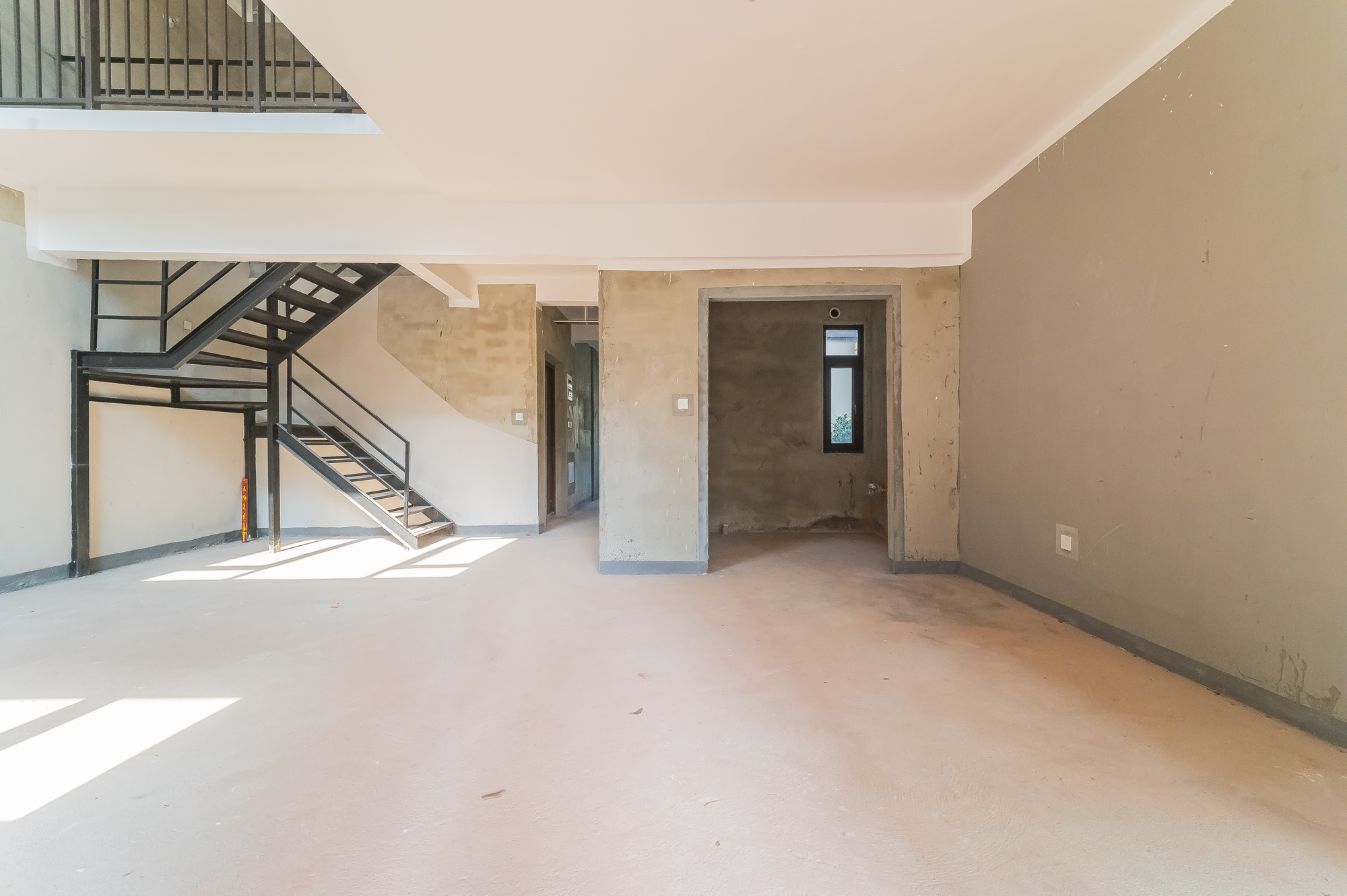 中交建发松雅院 5室2厅2卫 248.0万 中交建发松雅院 5室2厅2卫 248.0万客厅