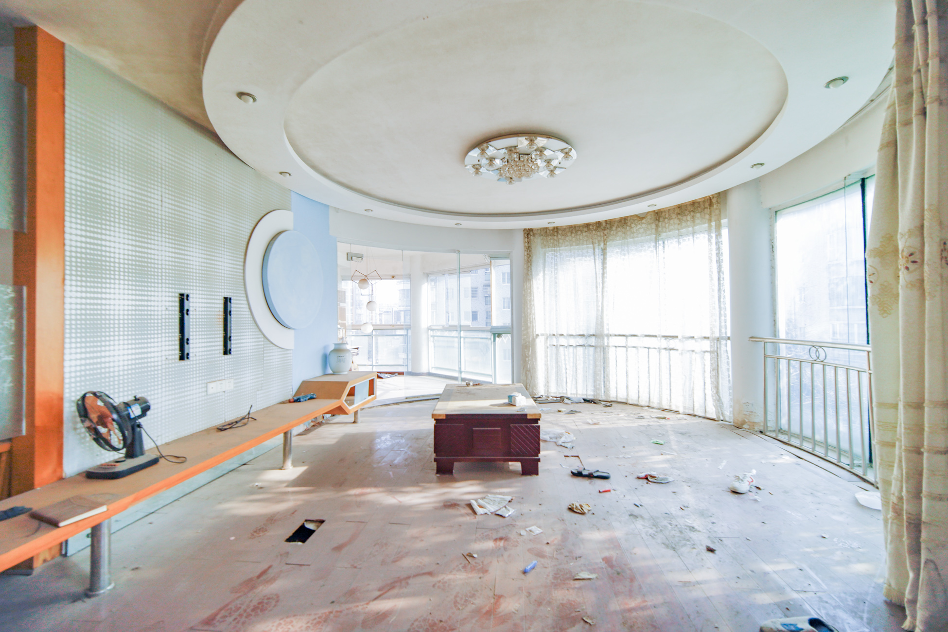 中建桂苑  4室2厅1卫   122.00万