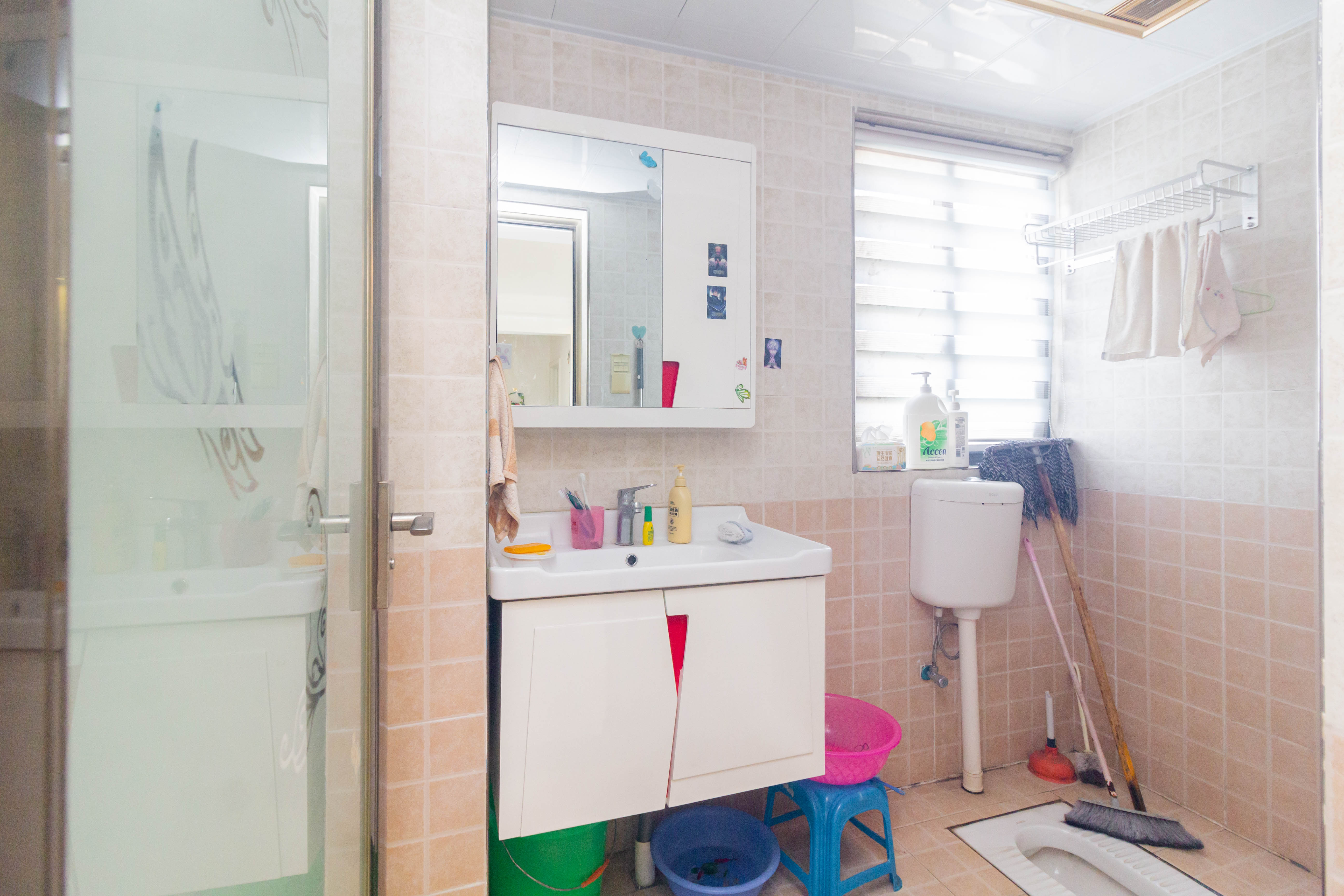 高林仕家 4室2厅2卫 96.8万 高林仕家 4室2厅2卫 96.8万卫生间