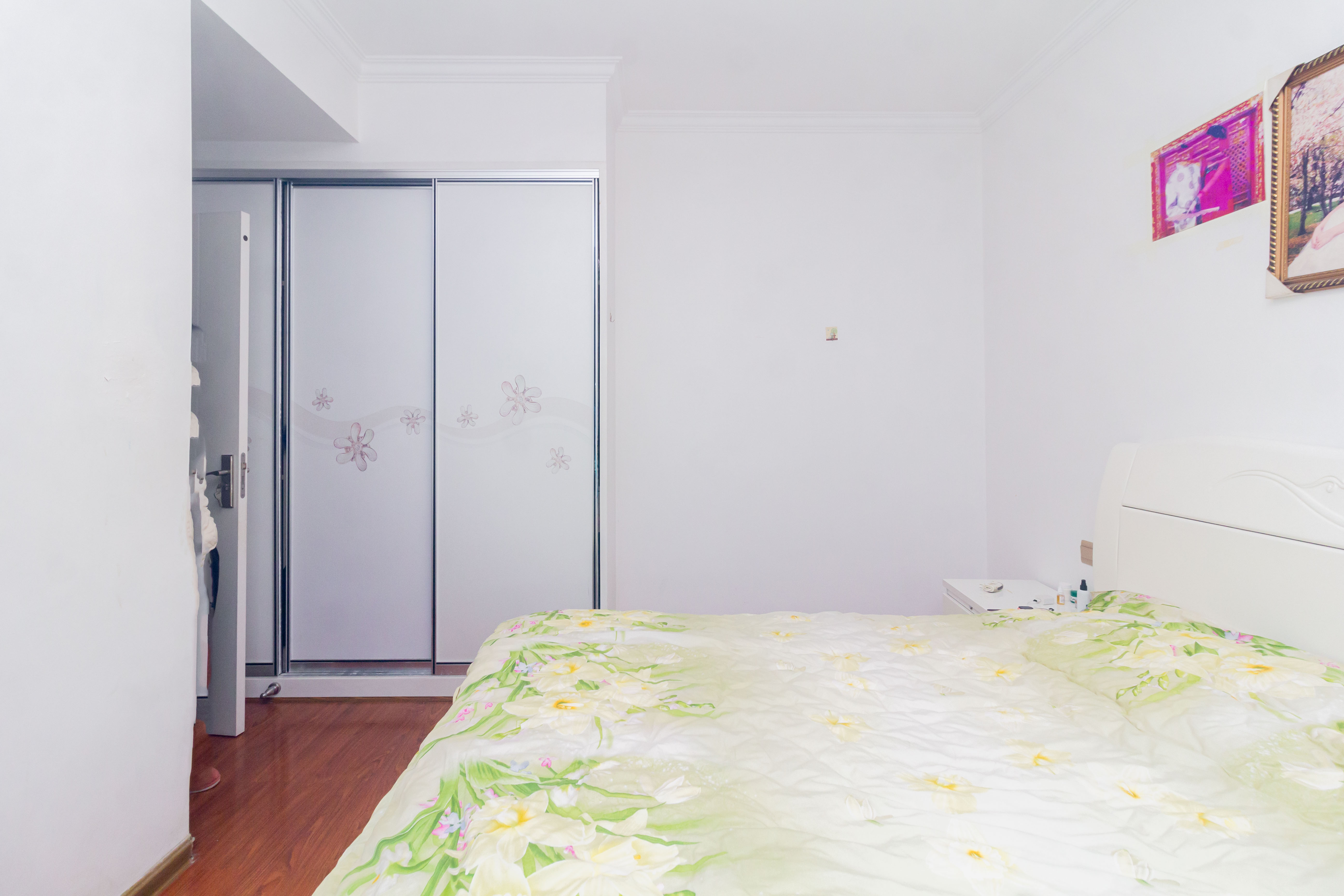 高林仕家 4室2厅2卫 96.8万 高林仕家 4室2厅2卫 96.8万卧室