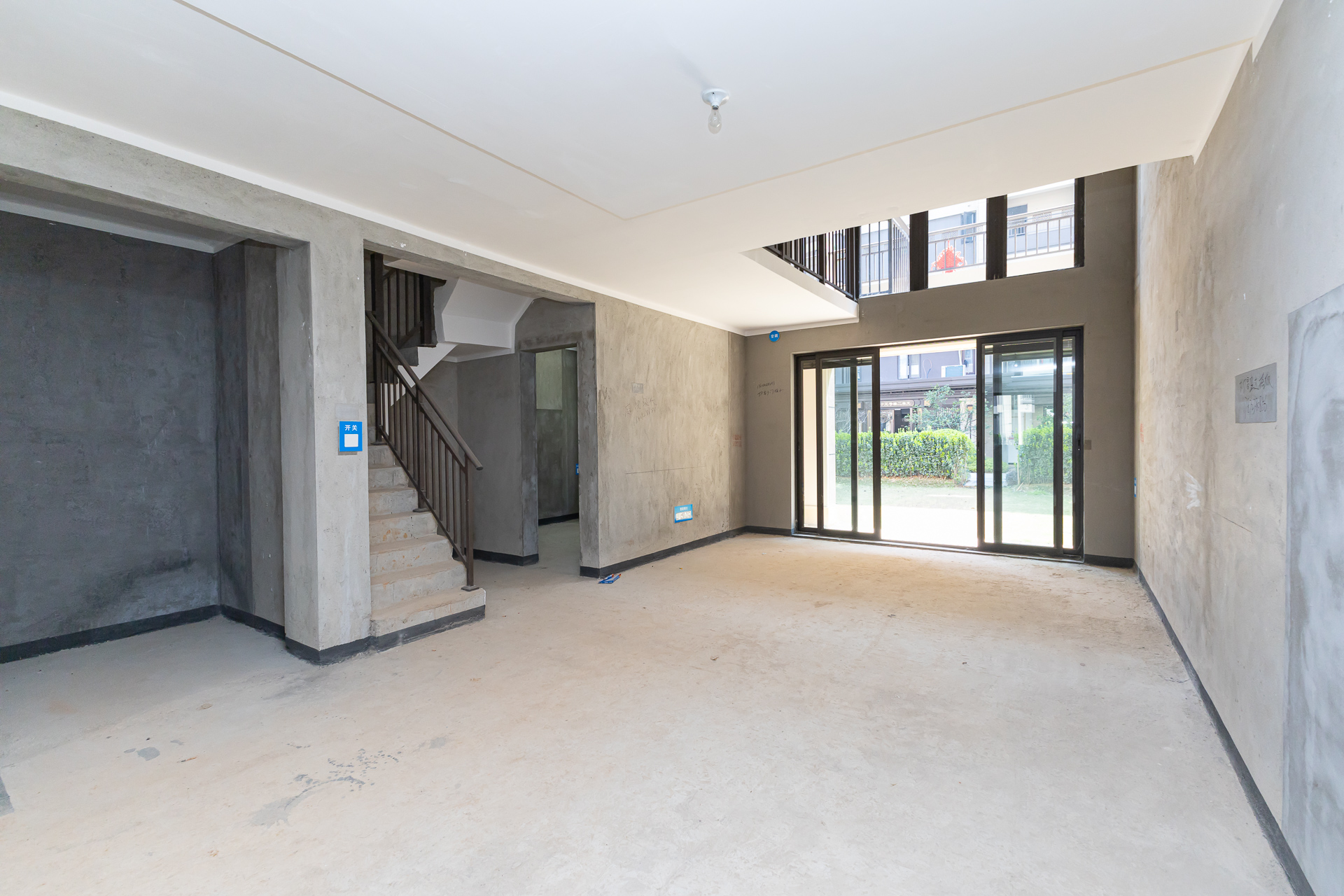 时代建发和著 4室2厅3卫 363.0万 时代建发和著 4室2厅3卫 363.0万客厅