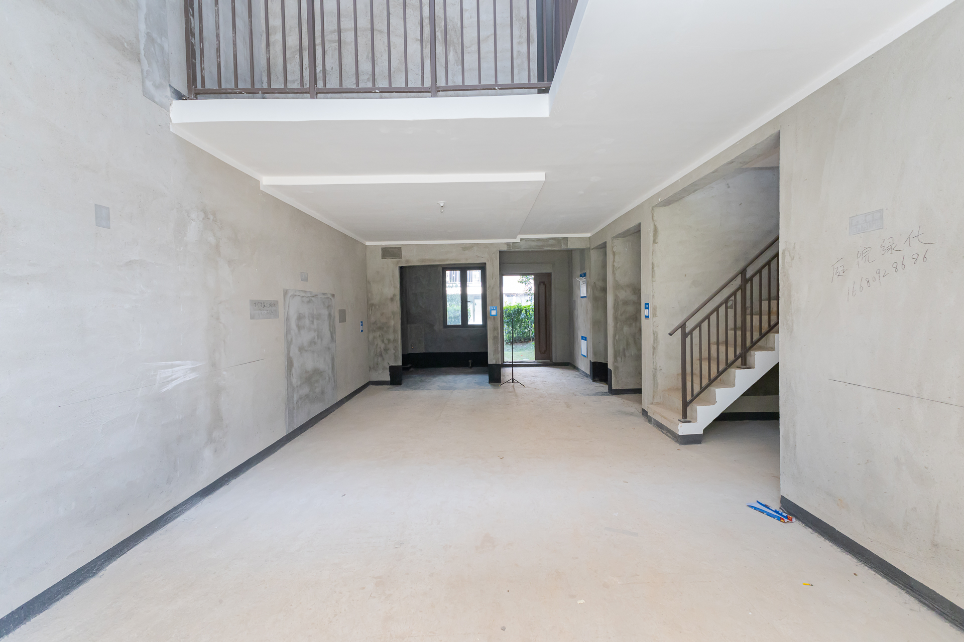 时代建发和著 4室2厅3卫 363.0万 时代建发和著 4室2厅3卫 363.0万客厅