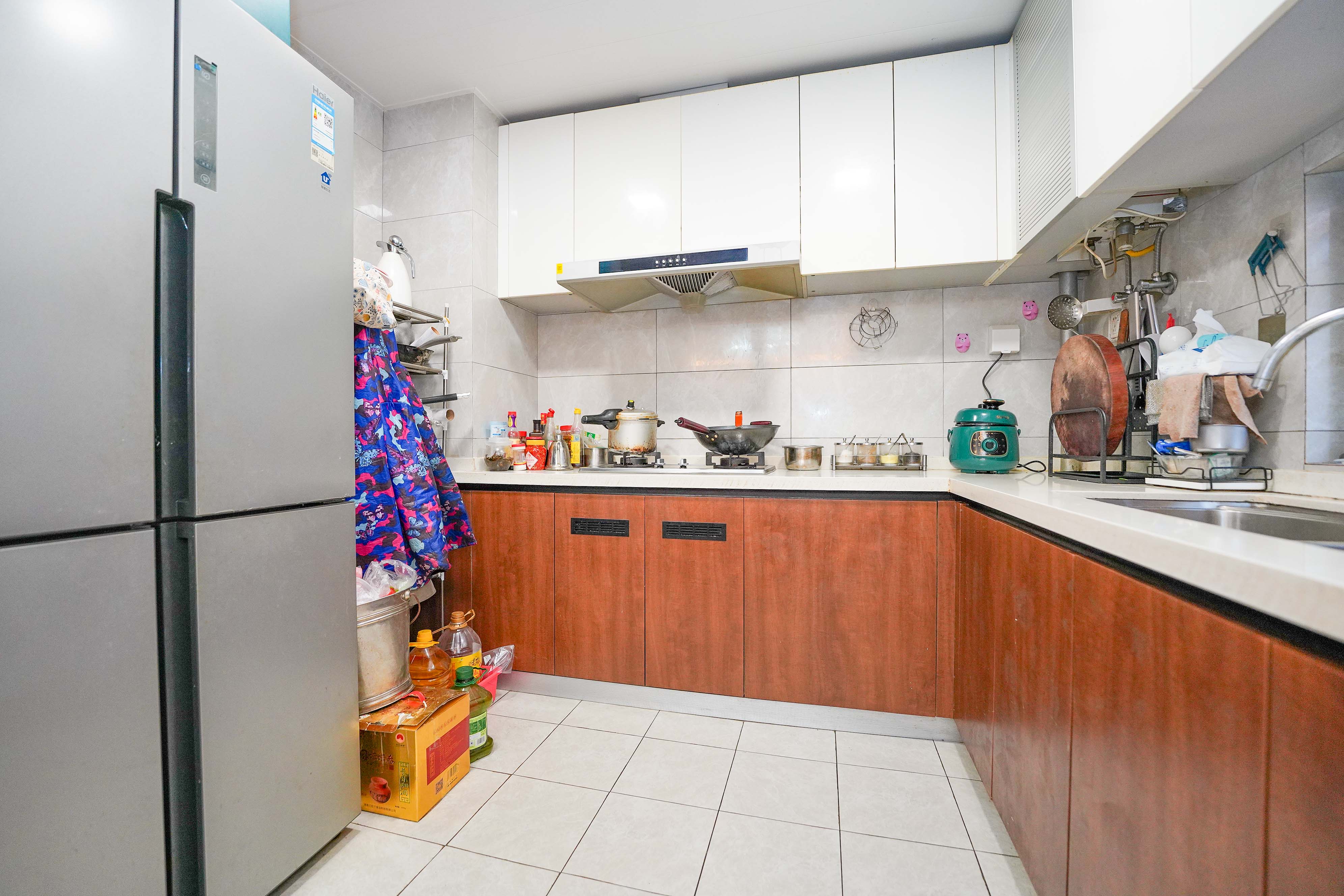 汇金城/嘉华城（二期、三期）  4室2厅2卫    138.0万其他