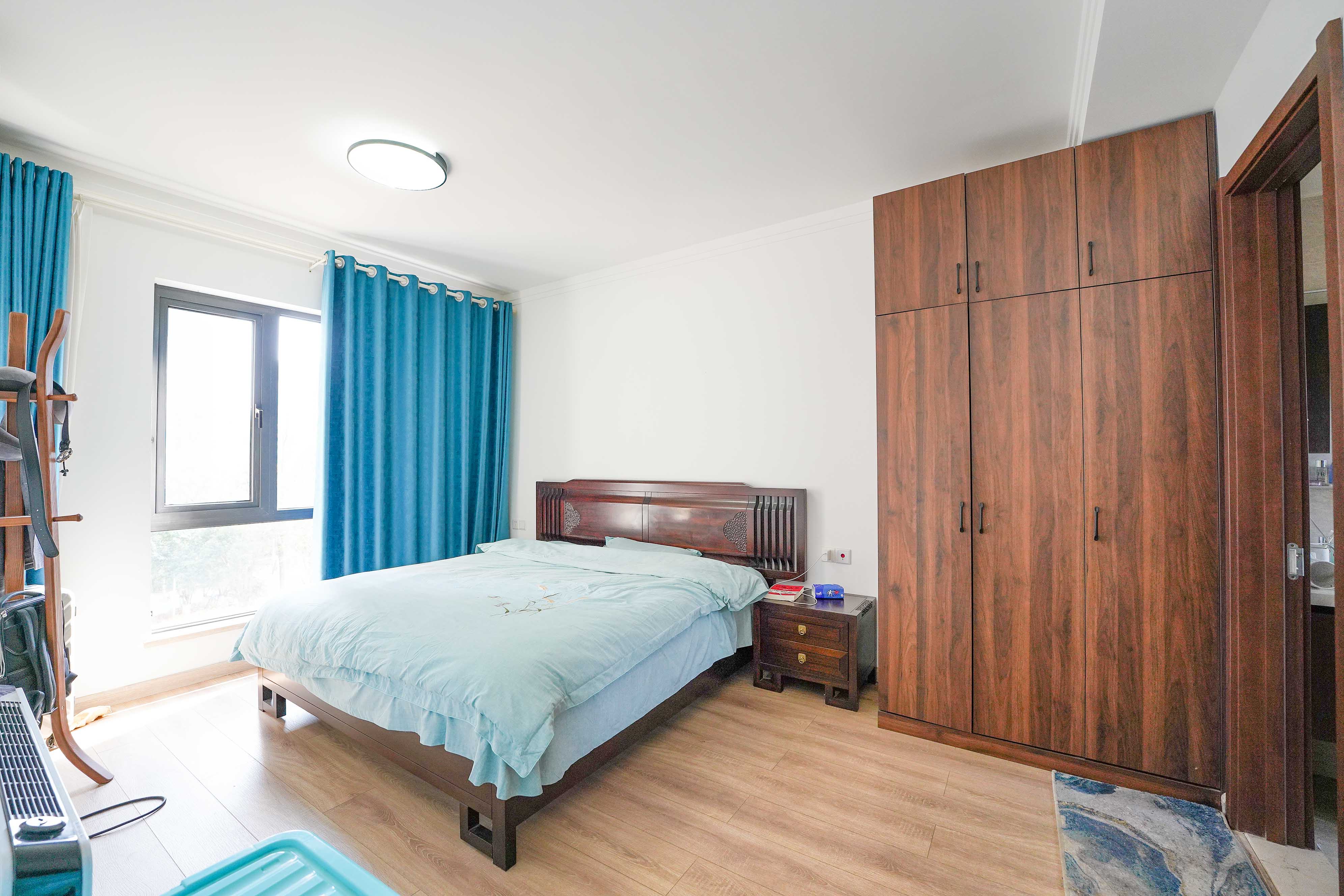 汇金城/嘉华城（二期、三期）  4室2厅2卫    138.0万卧室