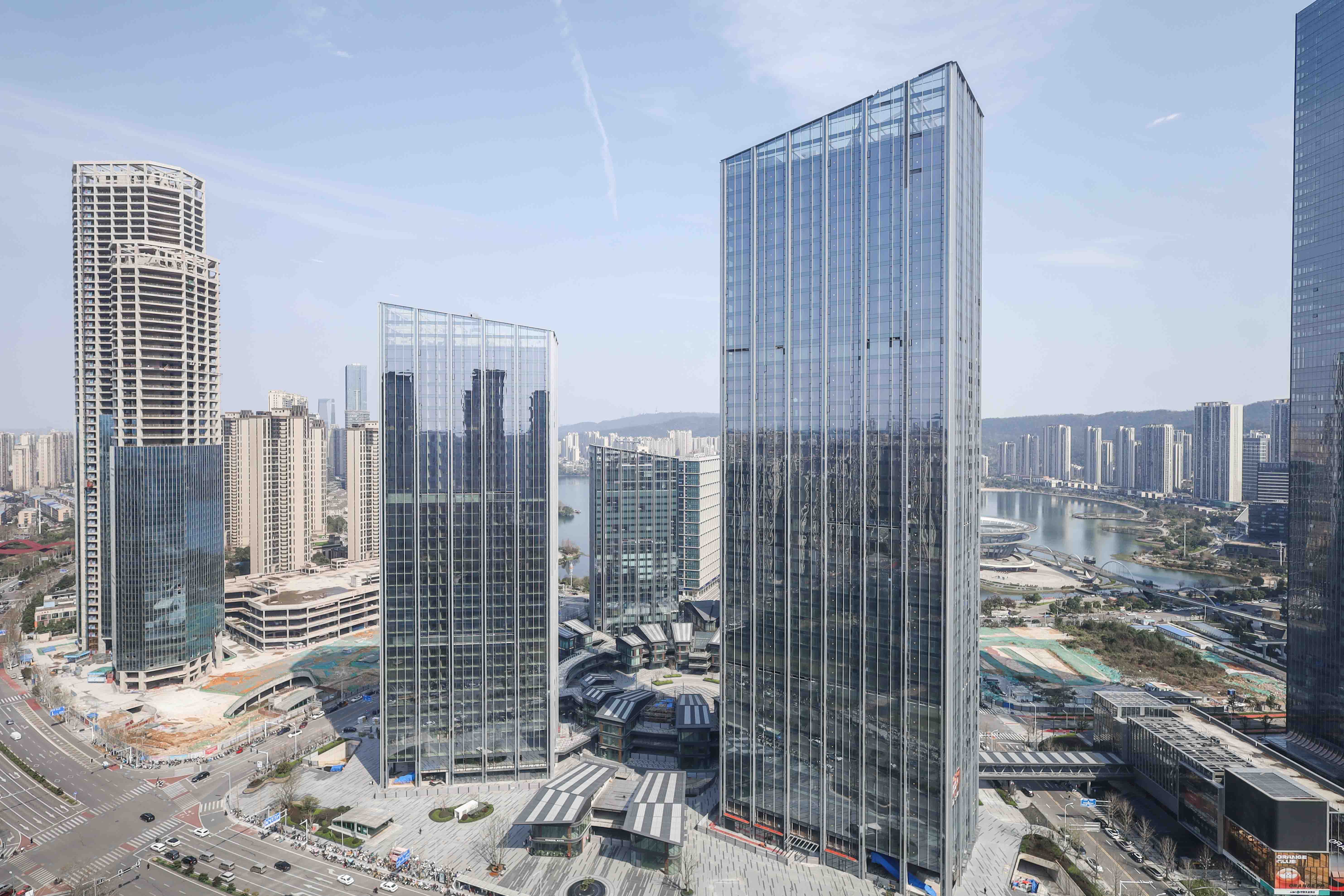 建发央著  1室0厅0卫   368.00万其他