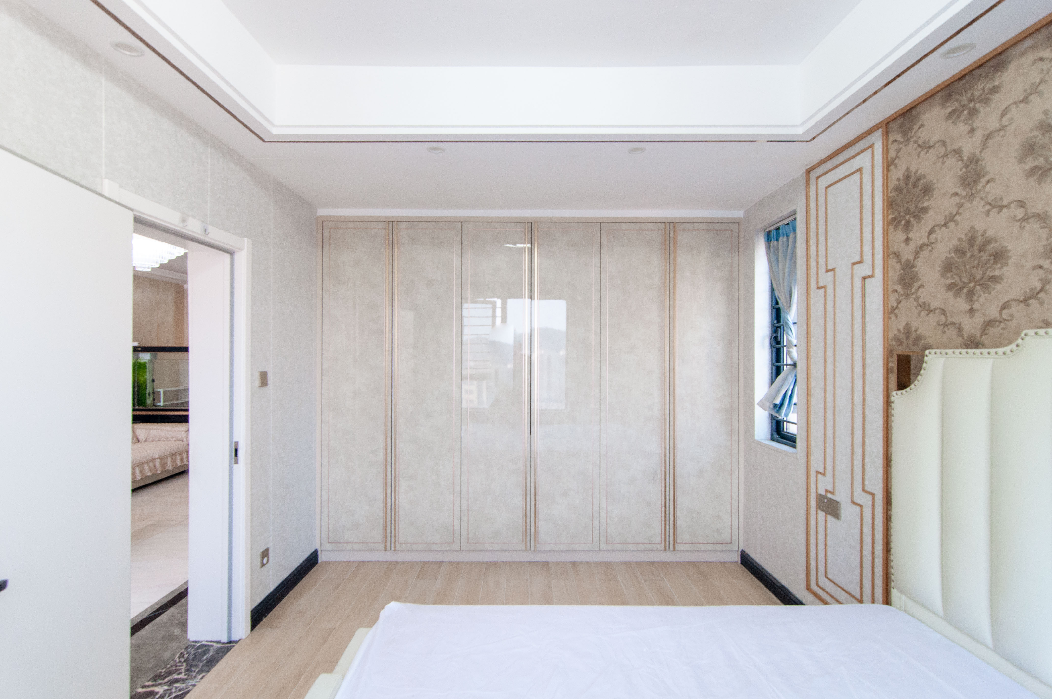 中建梅溪湖中心  3室2厅1卫    130.0万 中建梅溪湖中心  3室2厅1卫    130.0万其他