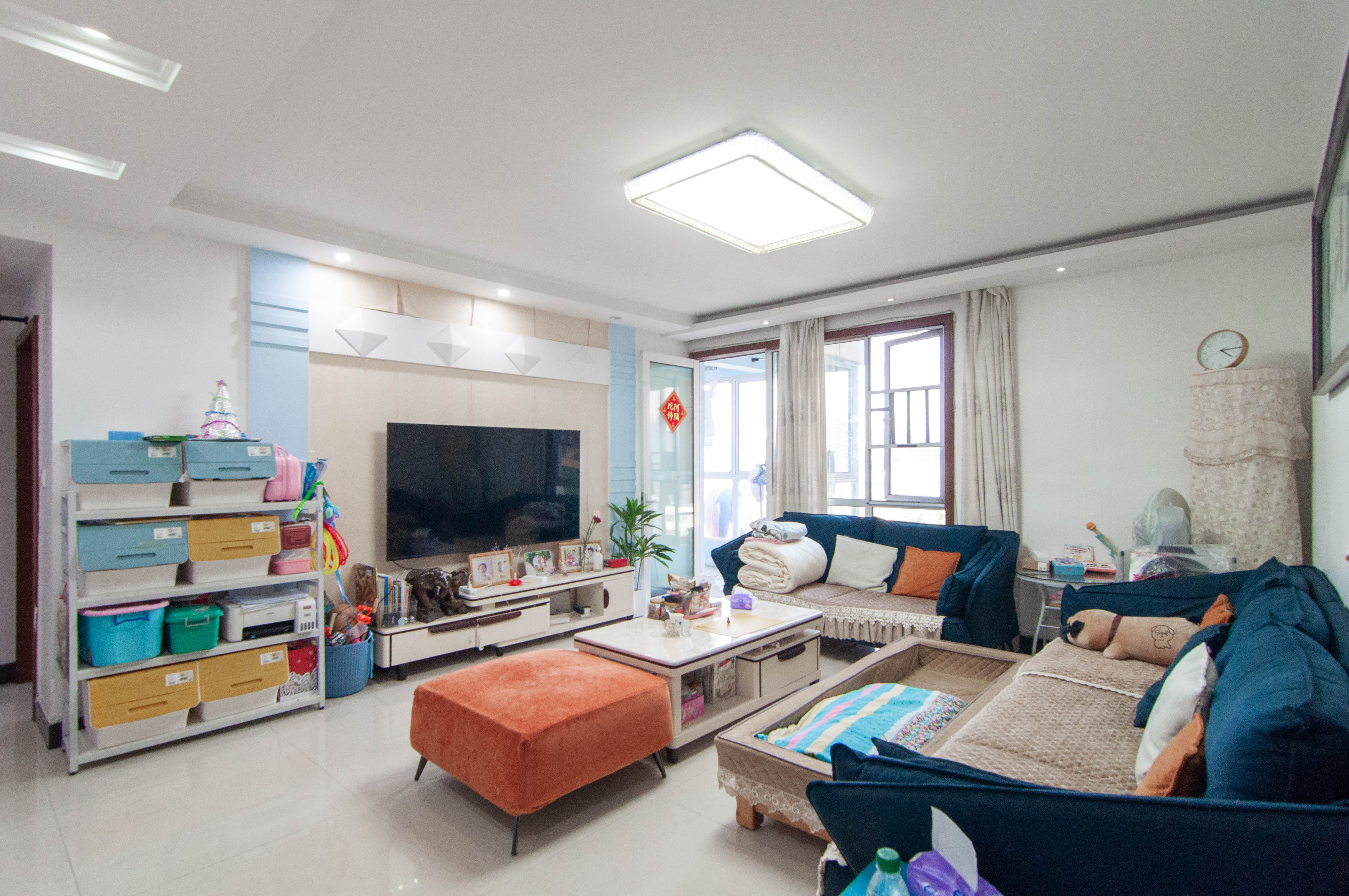 湘麓国际 4室2厅1卫 103.0万 湘麓国际 4室2厅1卫 103.0万客厅