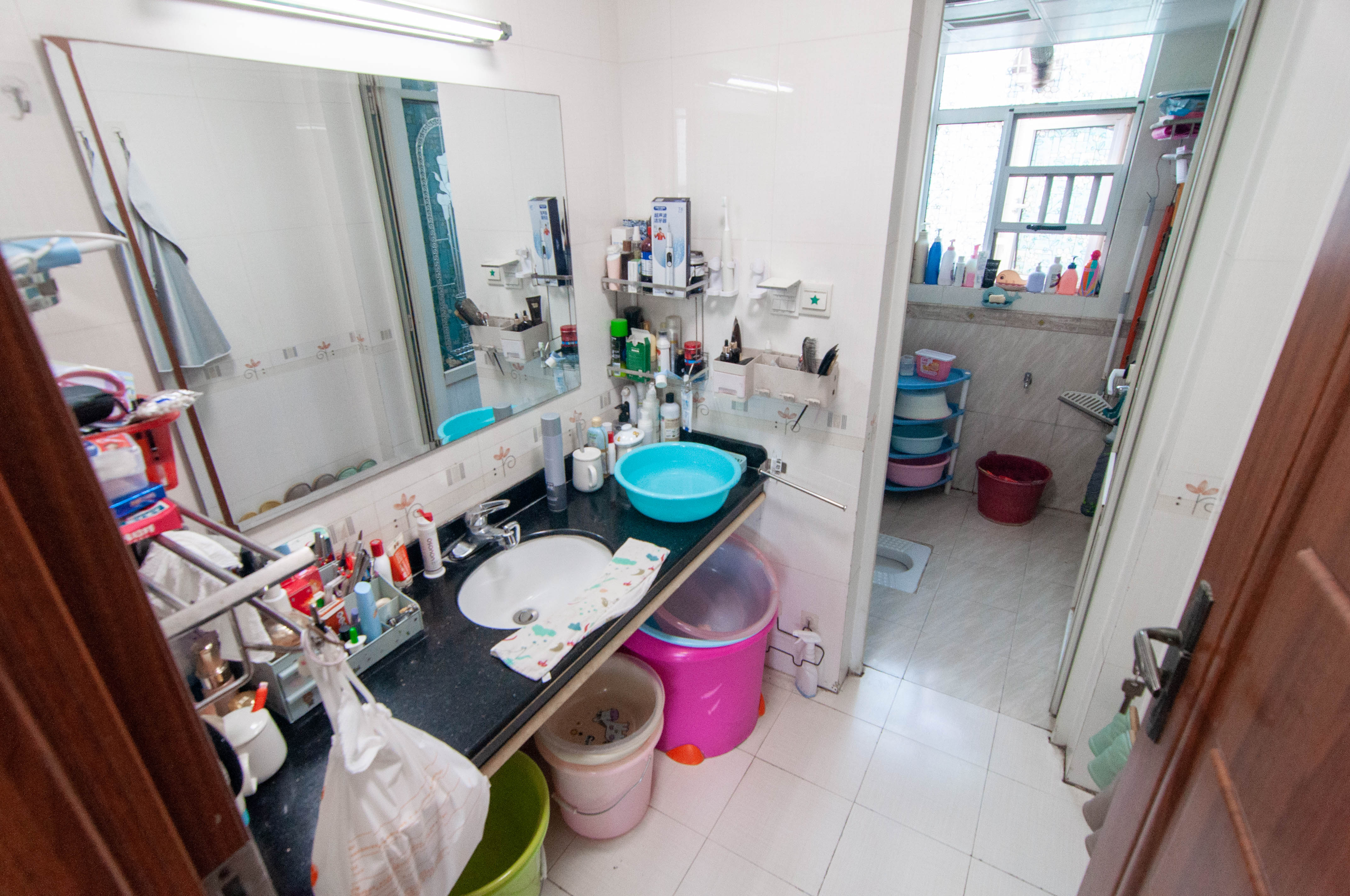 湘麓国际 4室2厅1卫 103.0万 湘麓国际 4室2厅1卫 103.0万卫生间