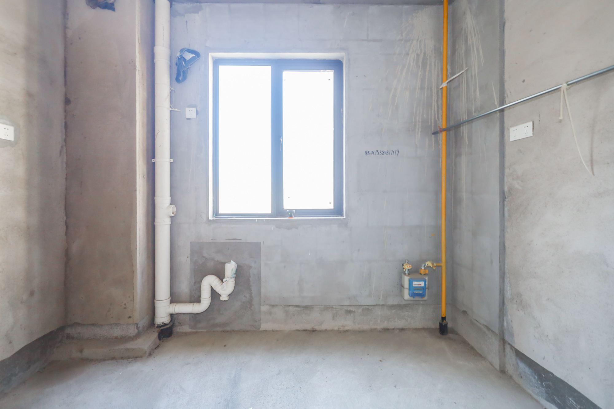 丰禧园 3室2厅2卫 128.0万 丰禧园 3室2厅2卫 128.0万厨房