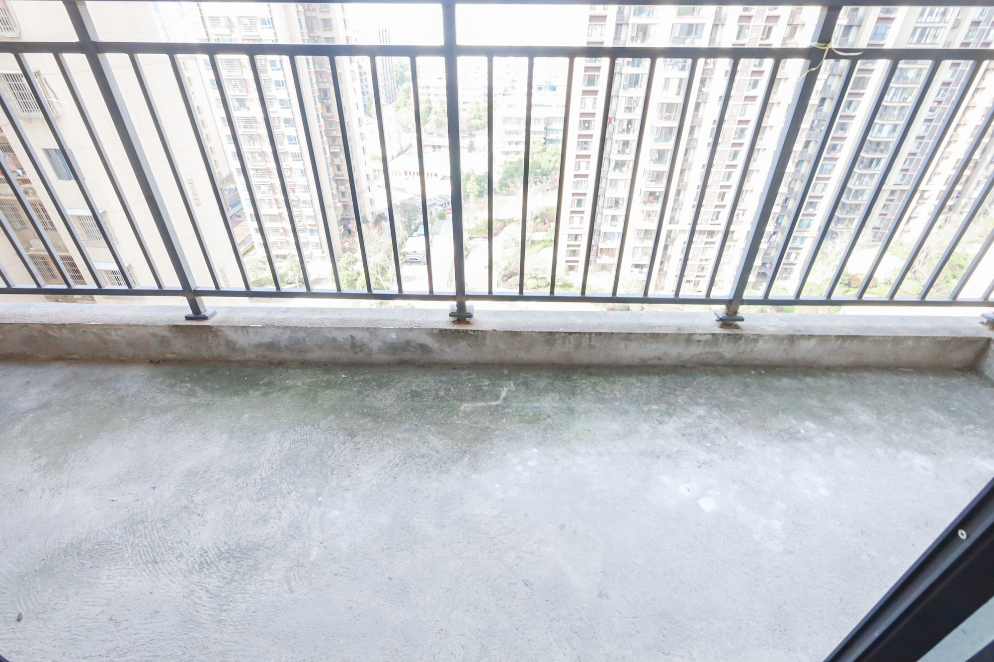 丰禧园 3室2厅2卫 128.0万 丰禧园 3室2厅2卫 128.0万阳台