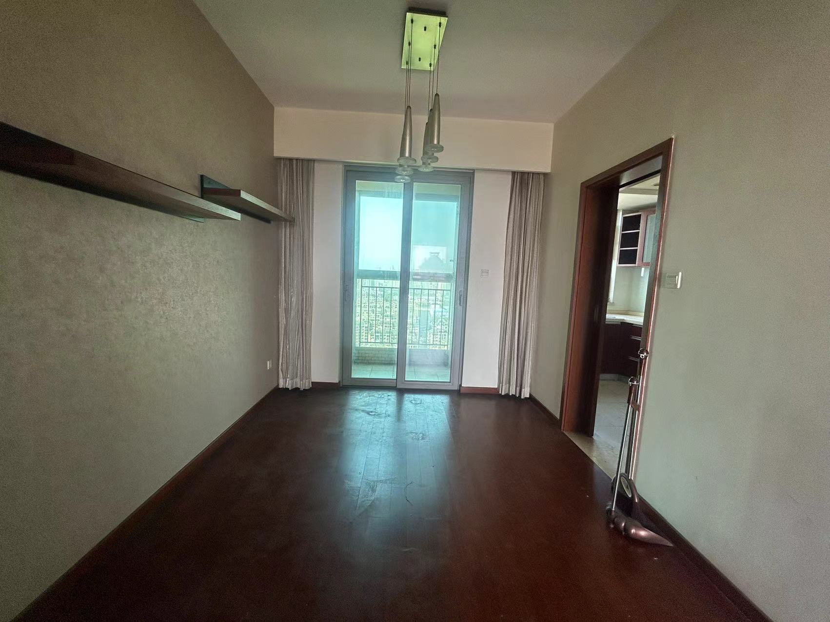 晋合湘水湾一期 4室2厅2卫 75.0万 晋合湘水湾一期 4室2厅2卫 75.0万室内图