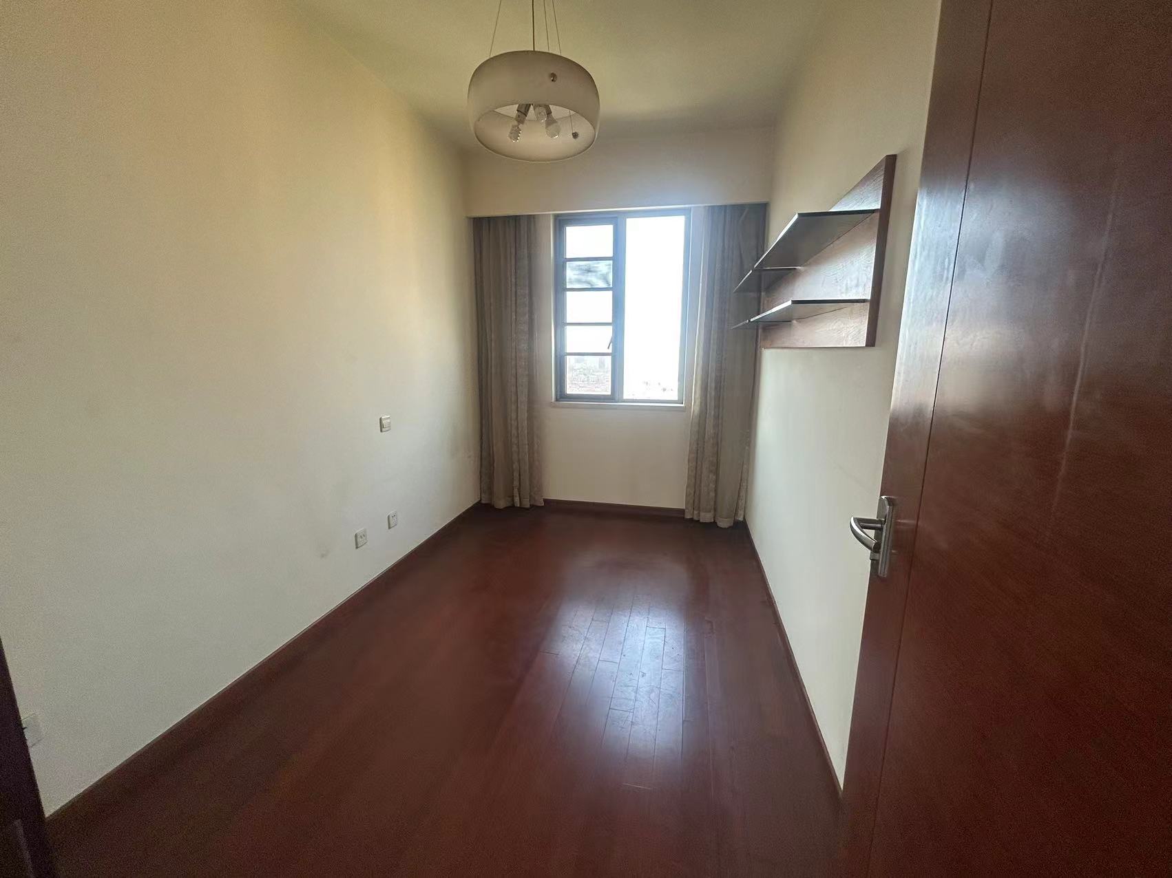 晋合湘水湾一期 4室2厅2卫 75.0万 晋合湘水湾一期 4室2厅2卫 75.0万室内图